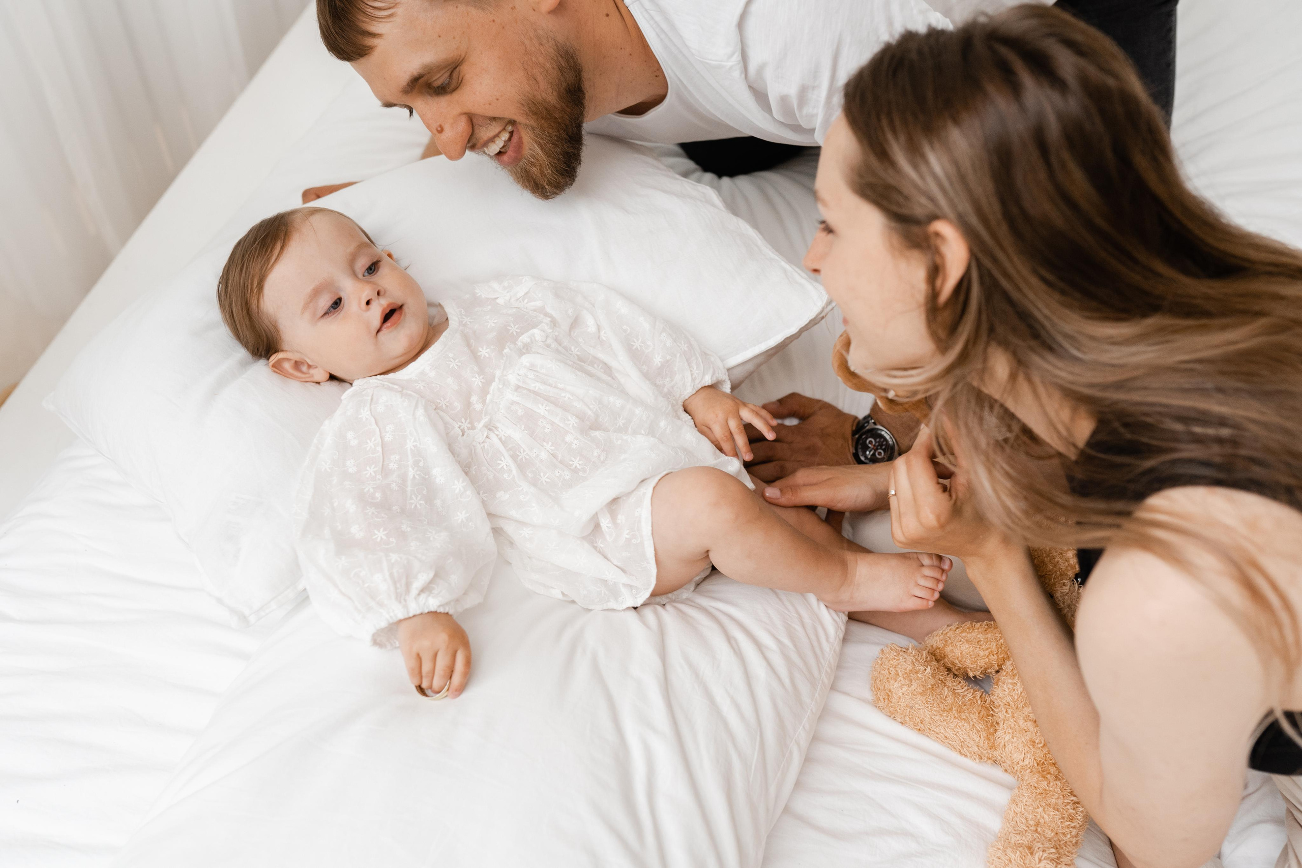 Семейная фотосессия в студии в Москве, семейный фотограф Анна Полушина. Свадебный фотограф в Москве Анна Полушина