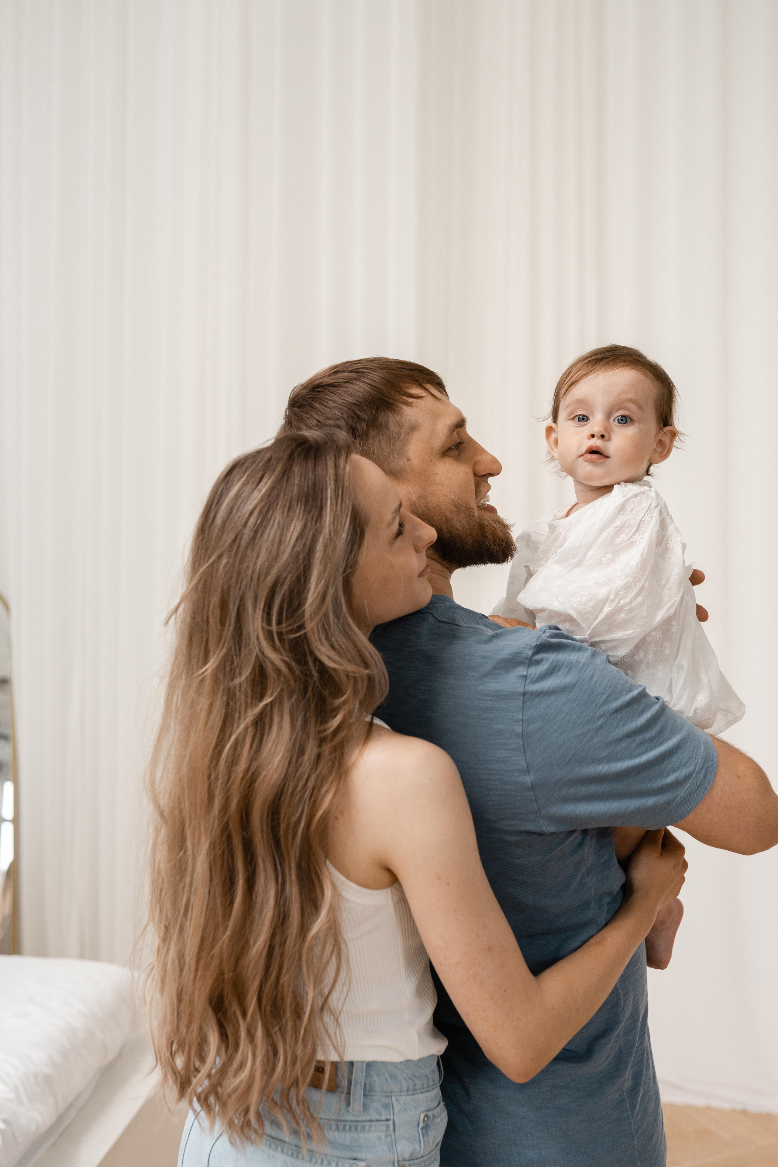 Семейная фотосессия в студии в Москве, семейный фотограф Анна Полушина. Свадебный фотограф в Москве Анна Полушина