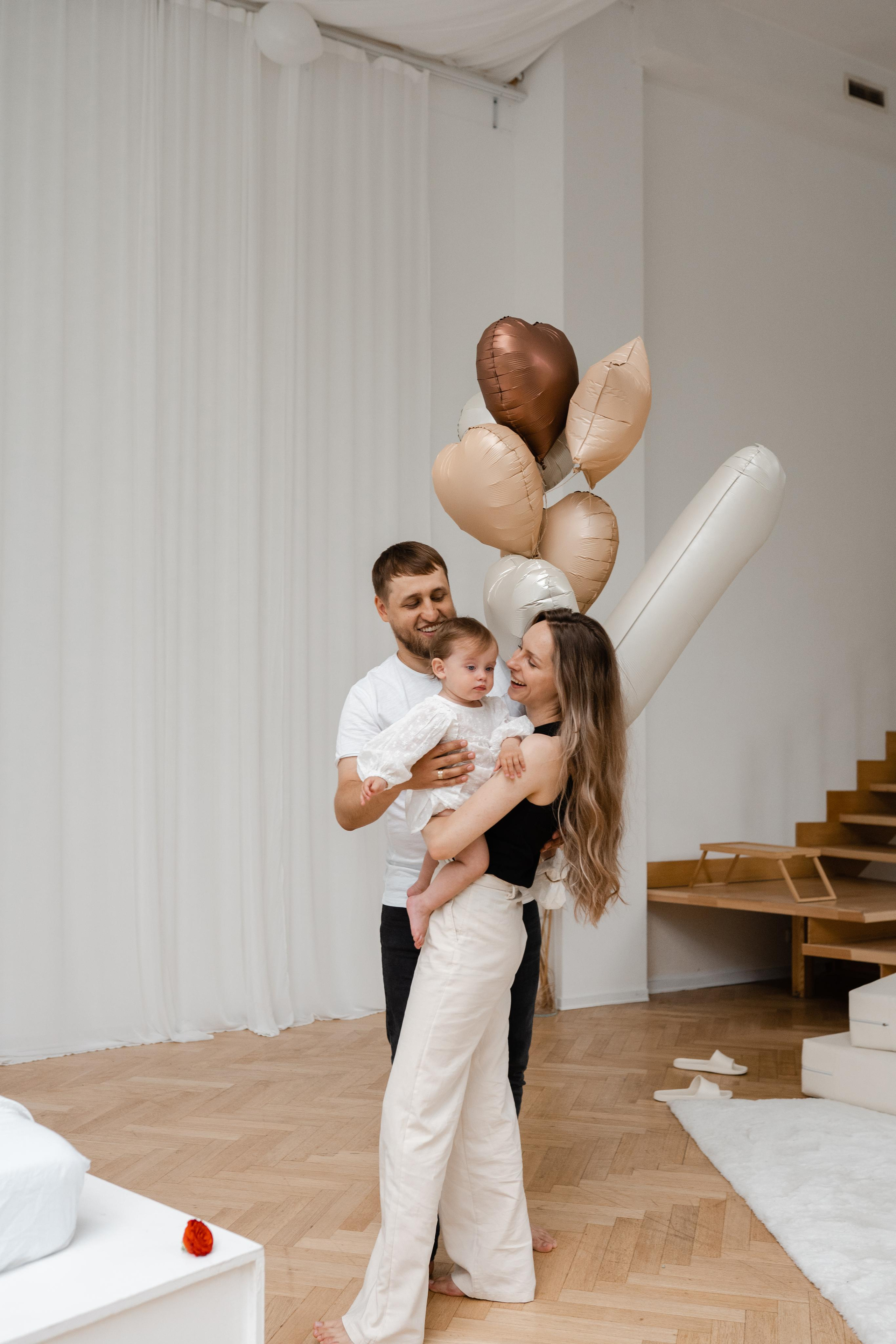 Семейная фотосессия в студии в Москве, семейный фотограф Анна Полушина. Свадебный фотограф в Москве Анна Полушина