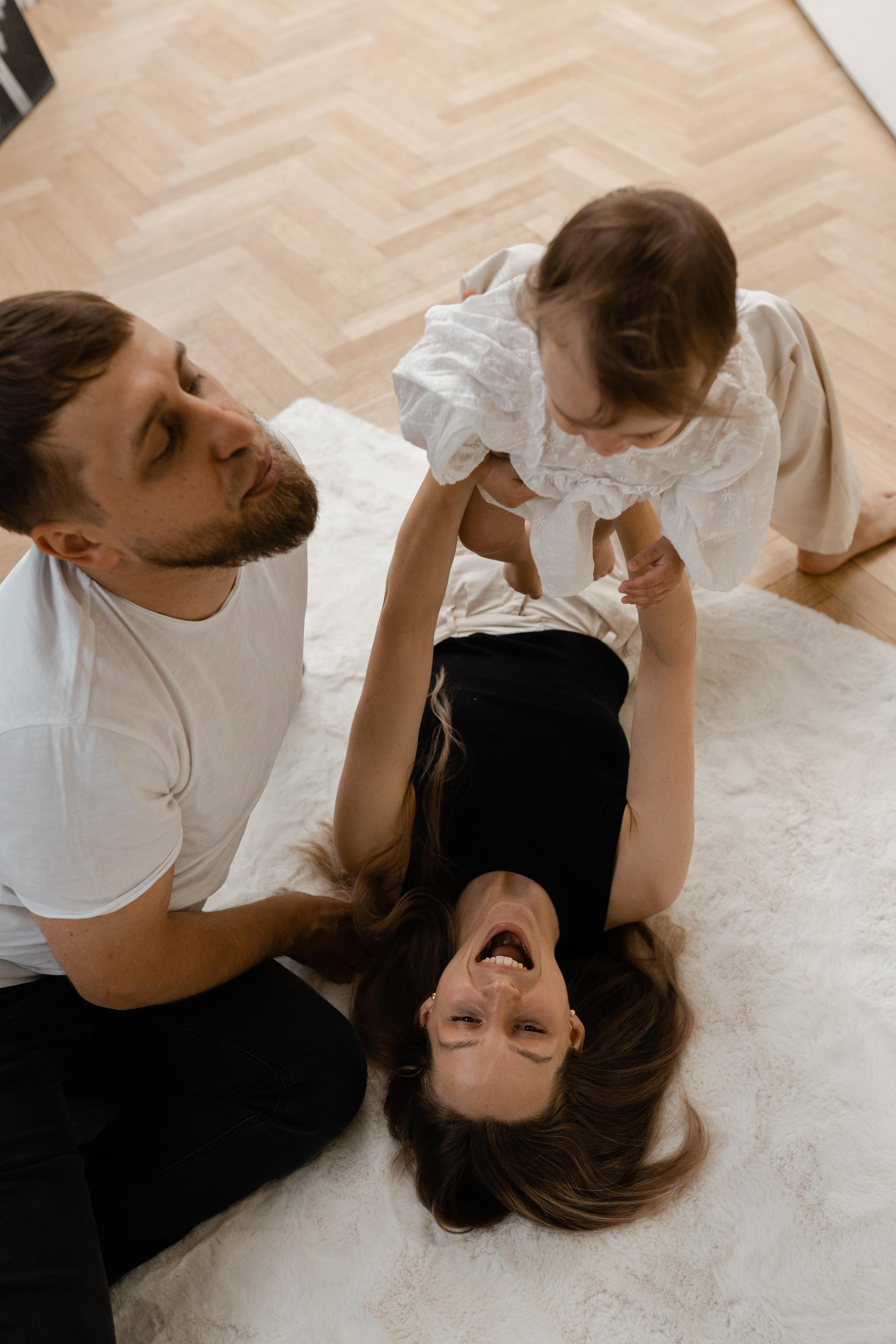 Семейная фотосессия в студии в Москве, семейный фотограф Анна Полушина. Свадебный фотограф в Москве Анна Полушина