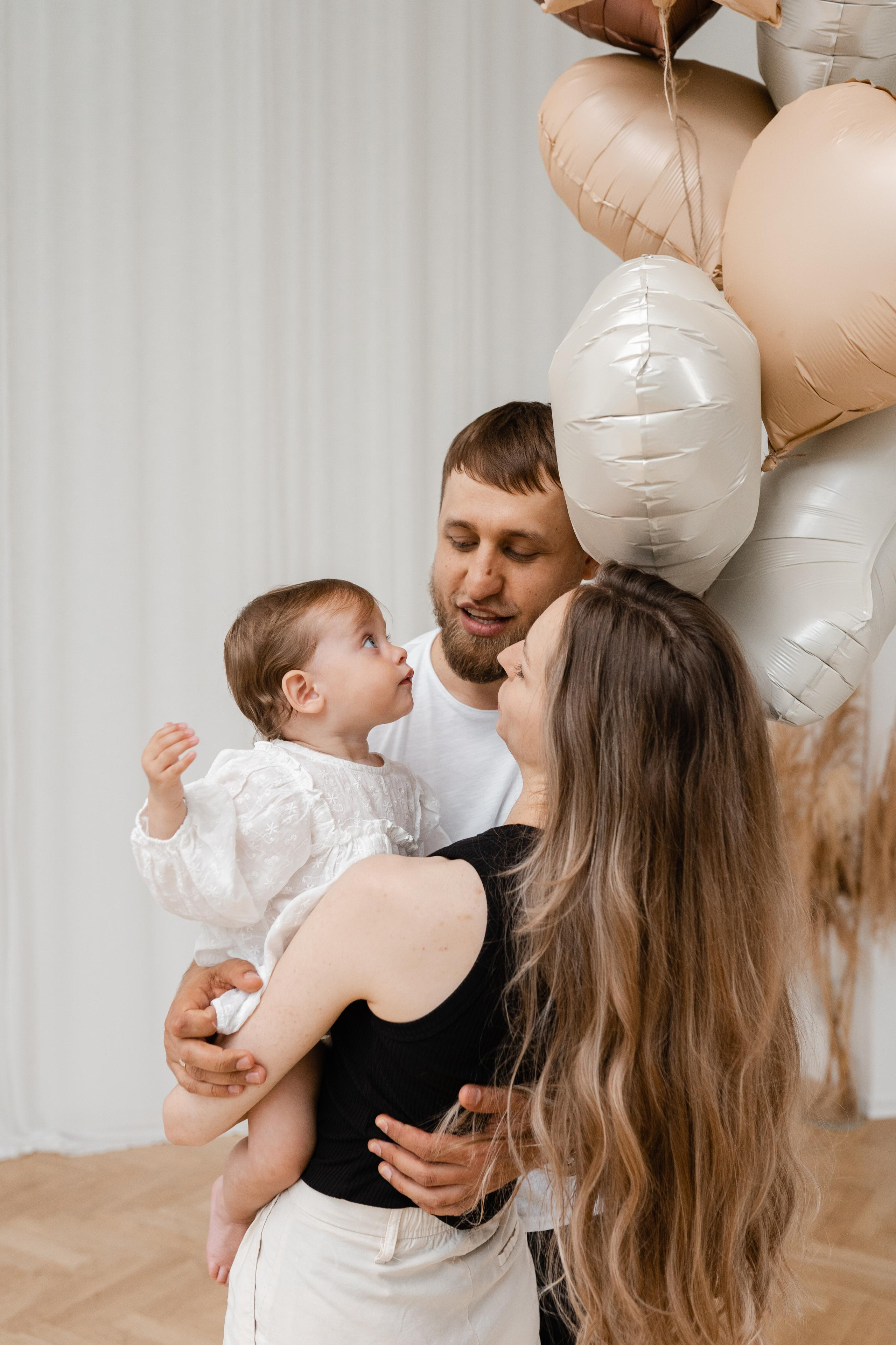 Семейная фотосессия в студии в Москве, семейный фотограф Анна Полушина. Свадебный фотограф в Москве Анна Полушина