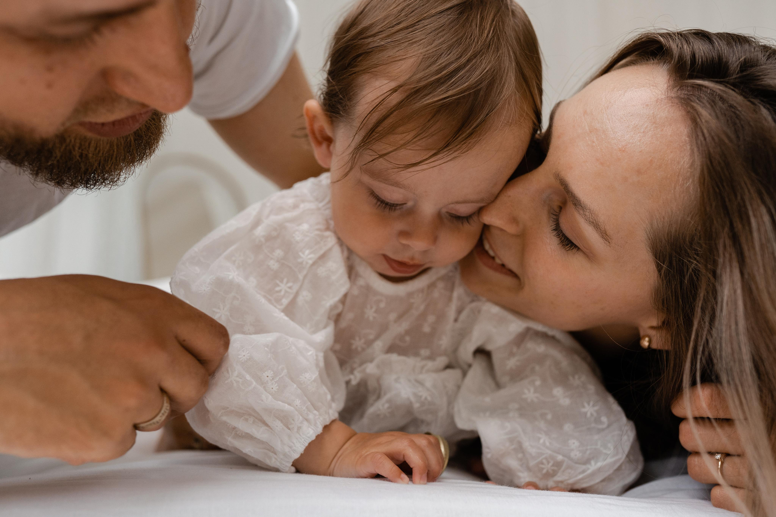 Семейная фотосессия в студии в Москве, семейный фотограф Анна Полушина. Свадебный фотограф в Москве Анна Полушина