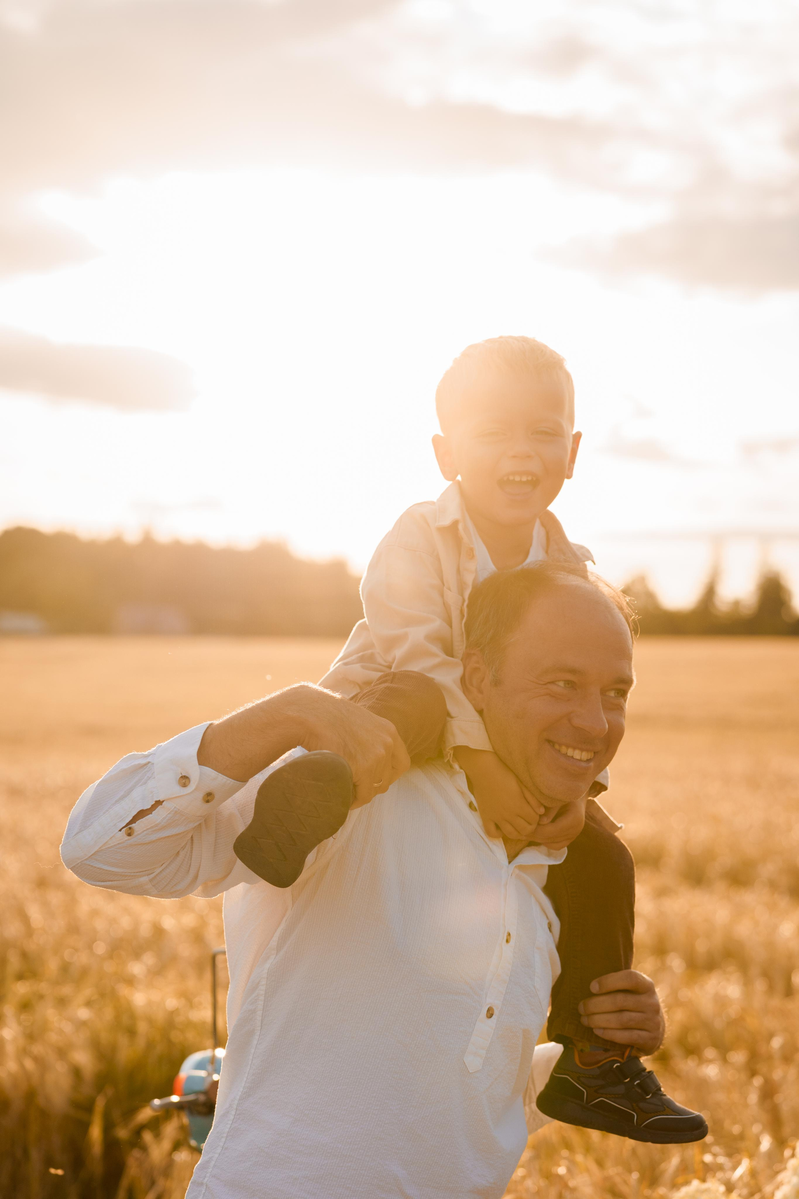 Семейная фотосессия в студии в Москве, семейный фотограф Анна Полушина. Свадебный фотограф в Москве Анна Полушина
