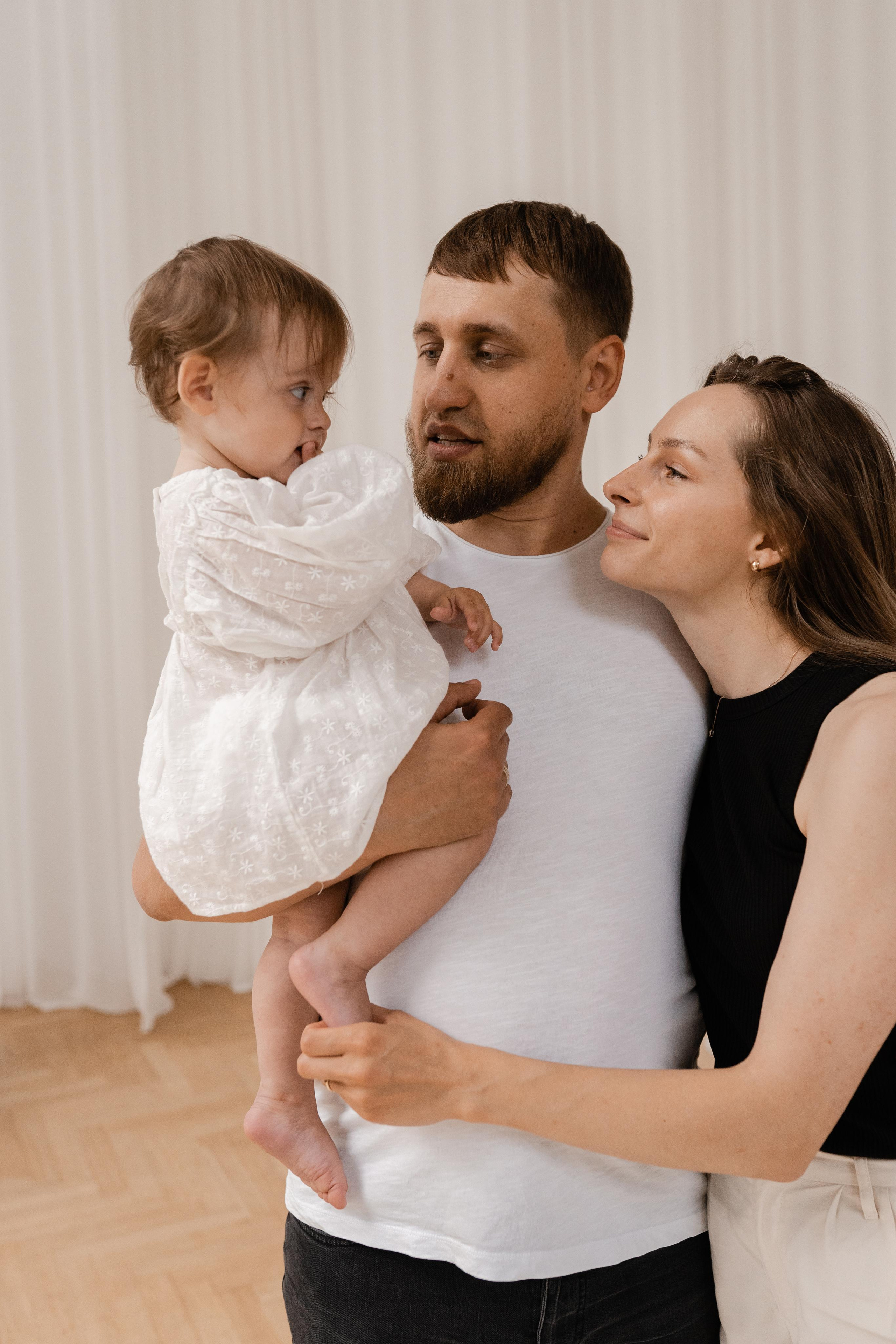 Семейная фотосессия в студии в Москве, семейный фотограф Анна Полушина. Свадебный фотограф в Москве Анна Полушина