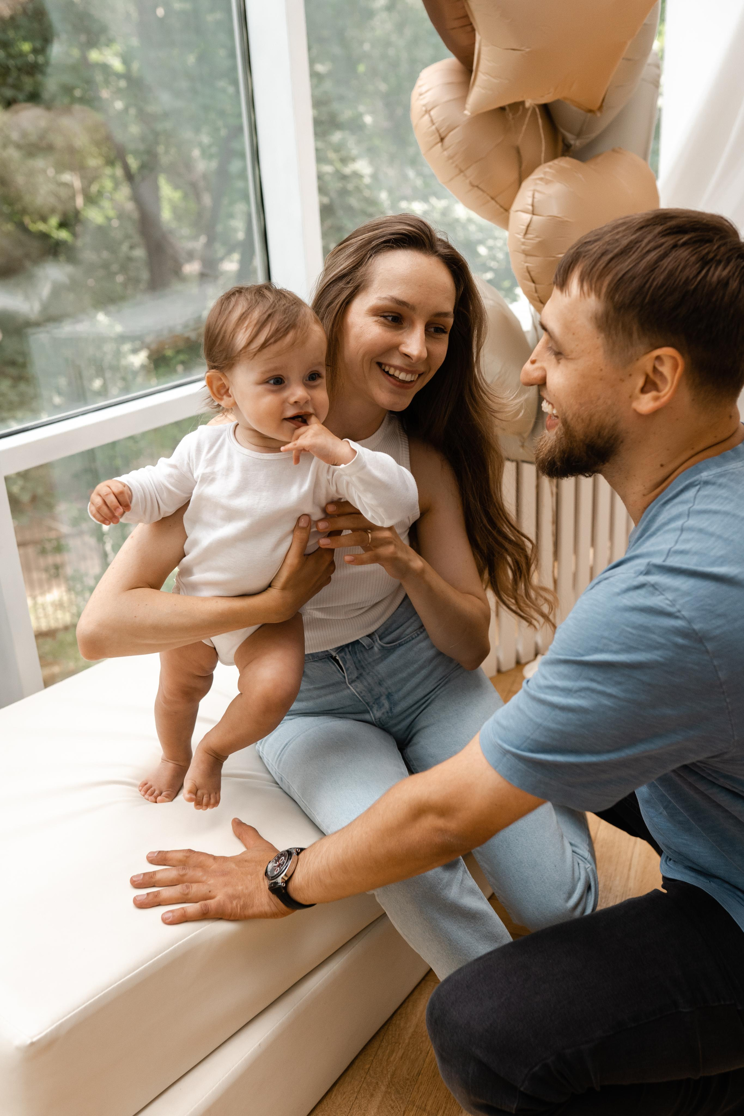 Семейная фотосессия в студии в Москве, семейный фотограф Анна Полушина. Свадебный фотограф в Москве Анна Полушина