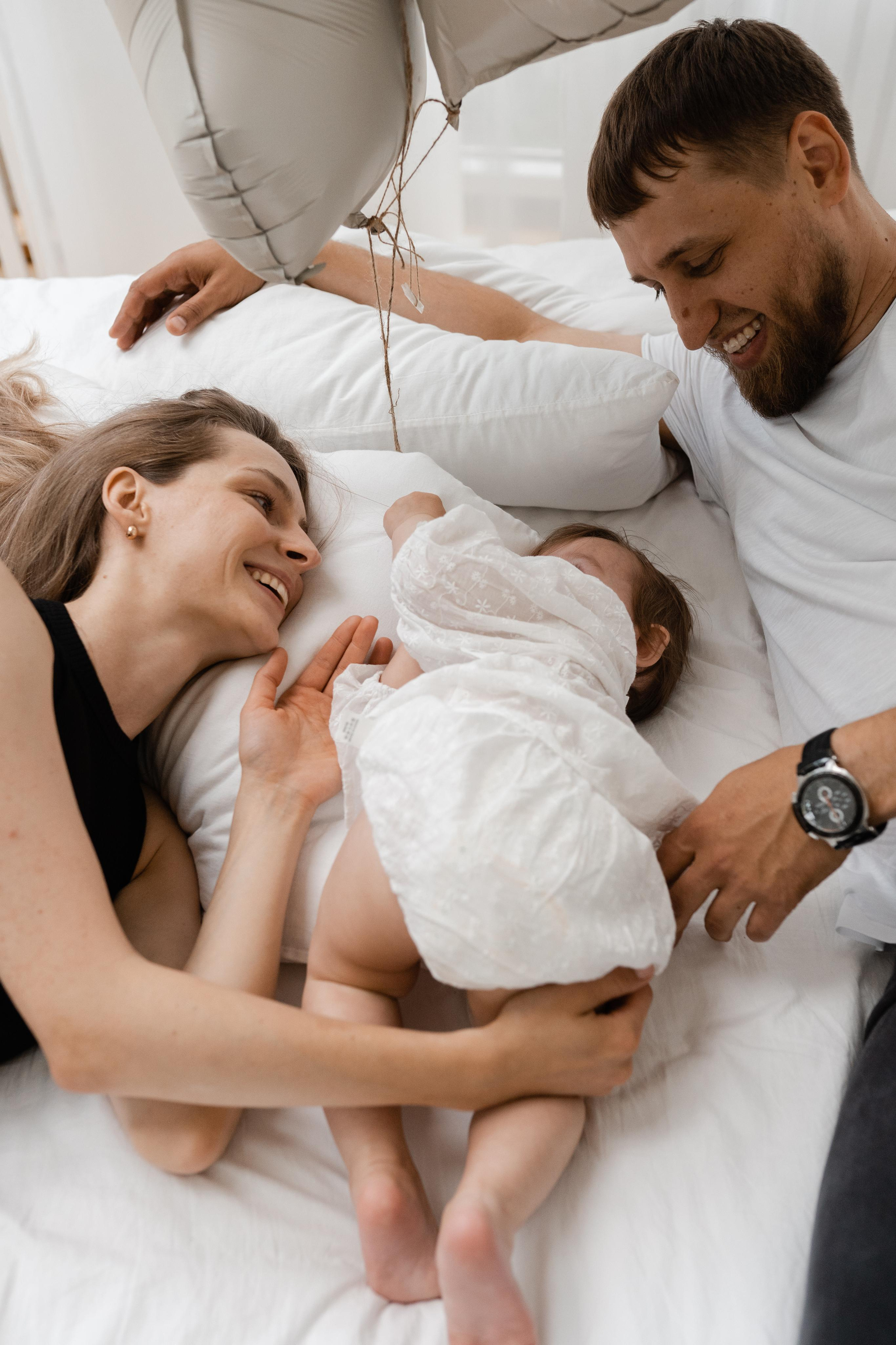 Семейная фотосессия в студии в Москве, семейный фотограф Анна Полушина. Свадебный фотограф в Москве Анна Полушина