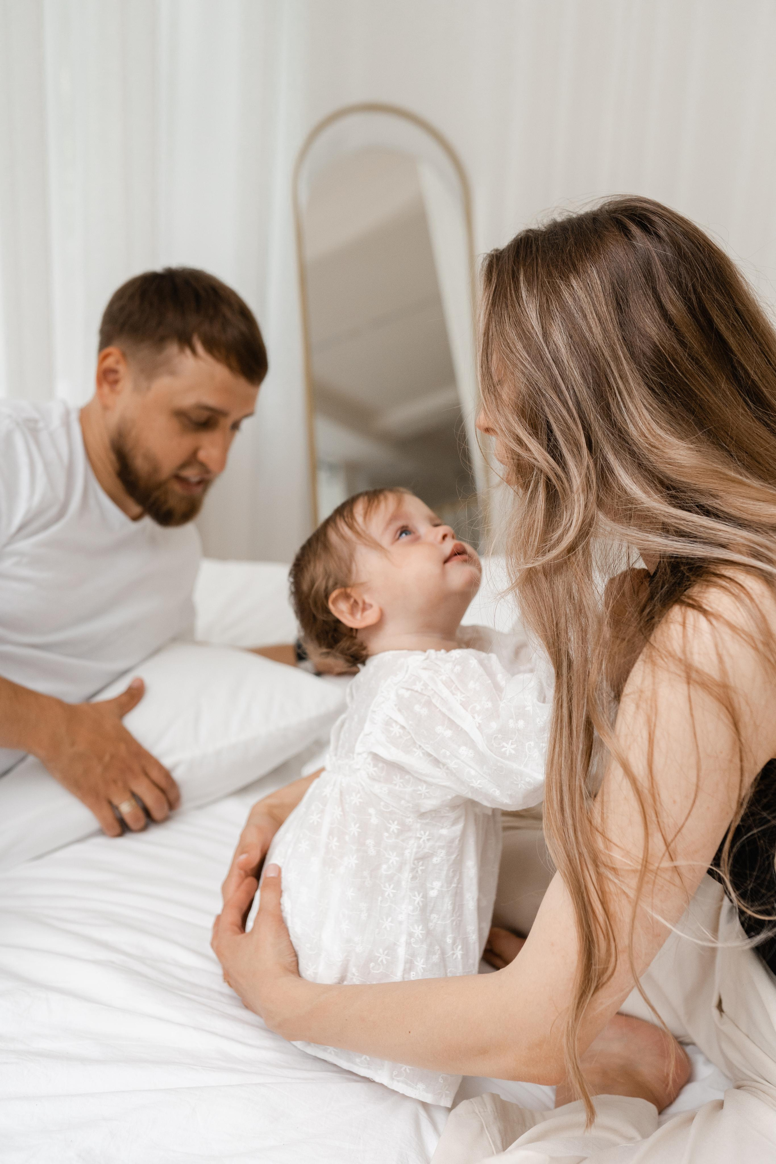 Семейная фотосессия в студии в Москве, семейный фотограф Анна Полушина. Свадебный фотограф в Москве Анна Полушина