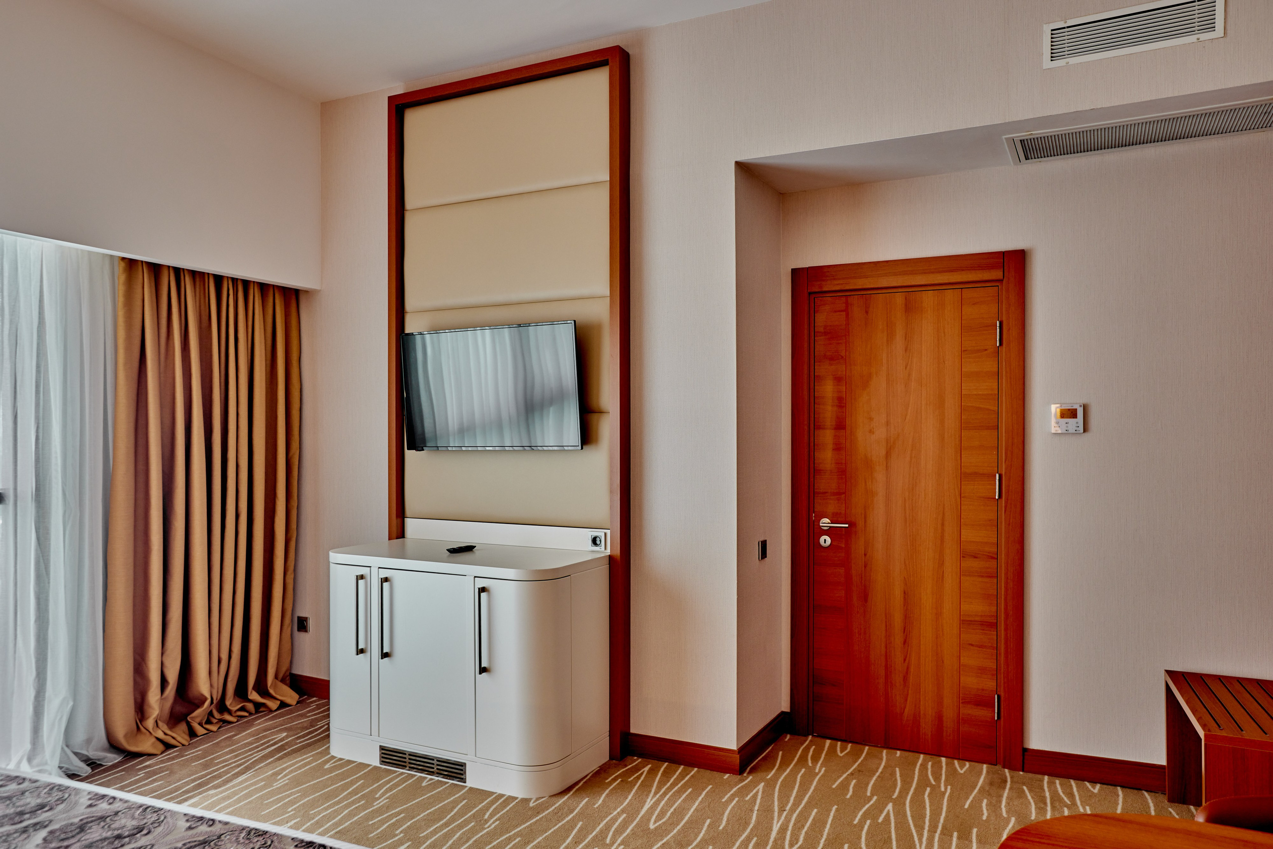 LEGEND BATUMI. Режиссёр, клипмейкер, фотограф — Андрей Охота