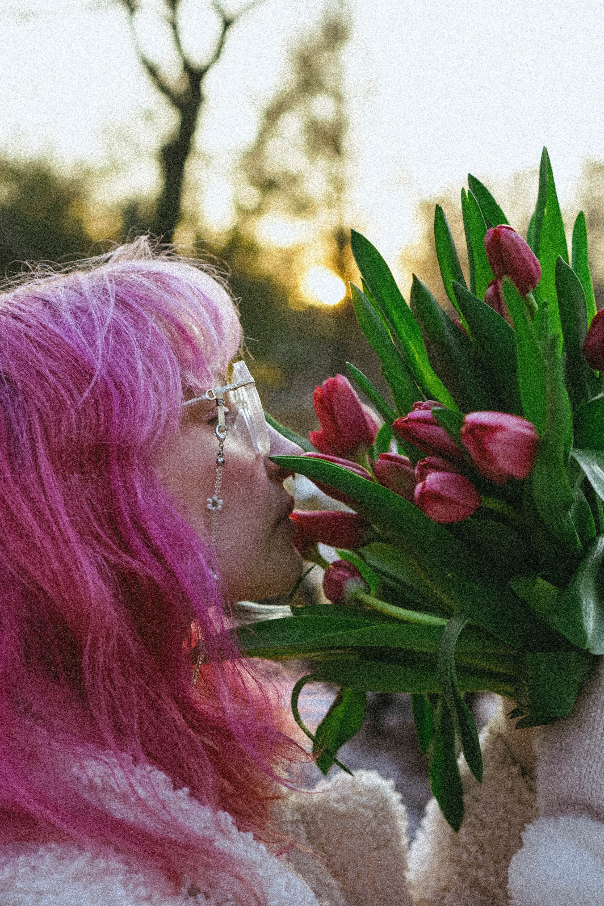 Прогулочная фотосессия с тюльпанами. Профессиональный фотограф, Санкт-Петербург — Виктория Богомолова