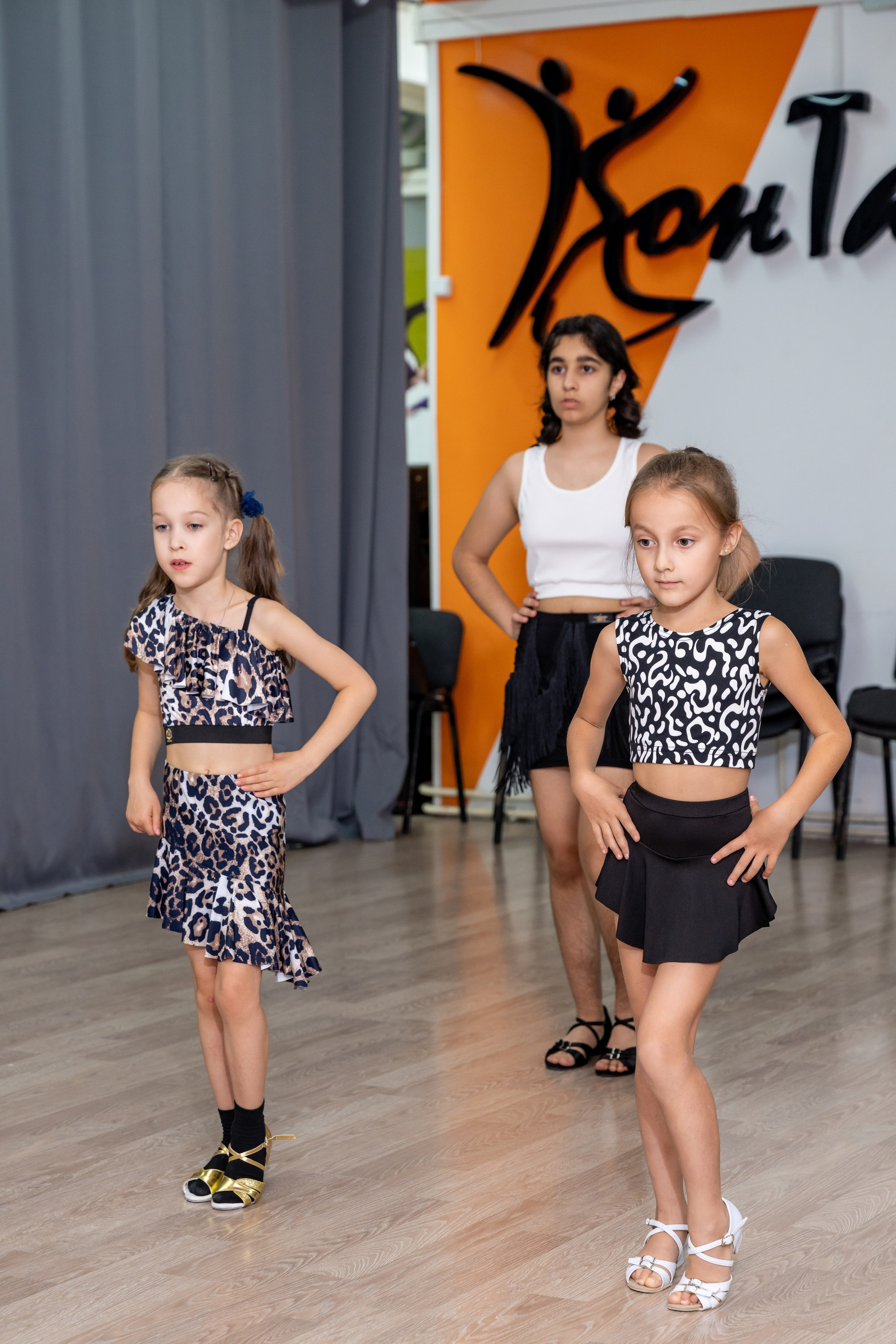 Группа 7-11 лет первый и второй год обучения. КонТакт — спортивные бальные танцы в Москве