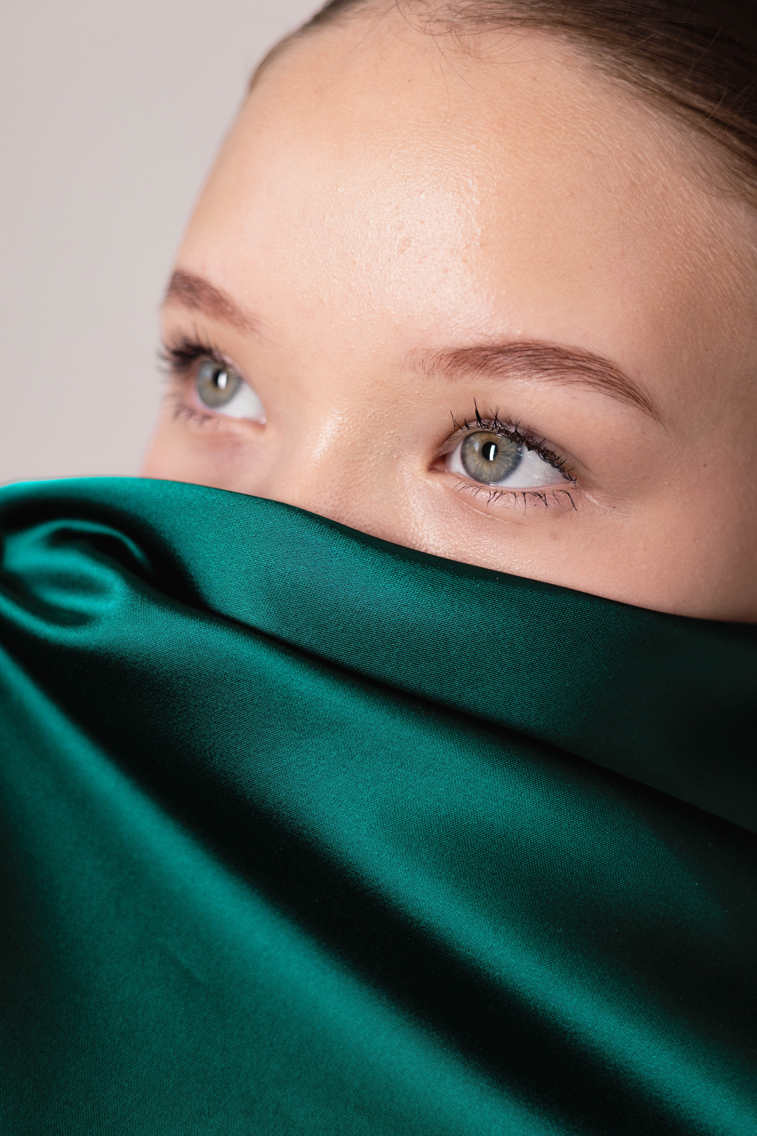 Портретная фотосессия в Алматы — индивидуальный портрет в студии. Фотограф Алматы