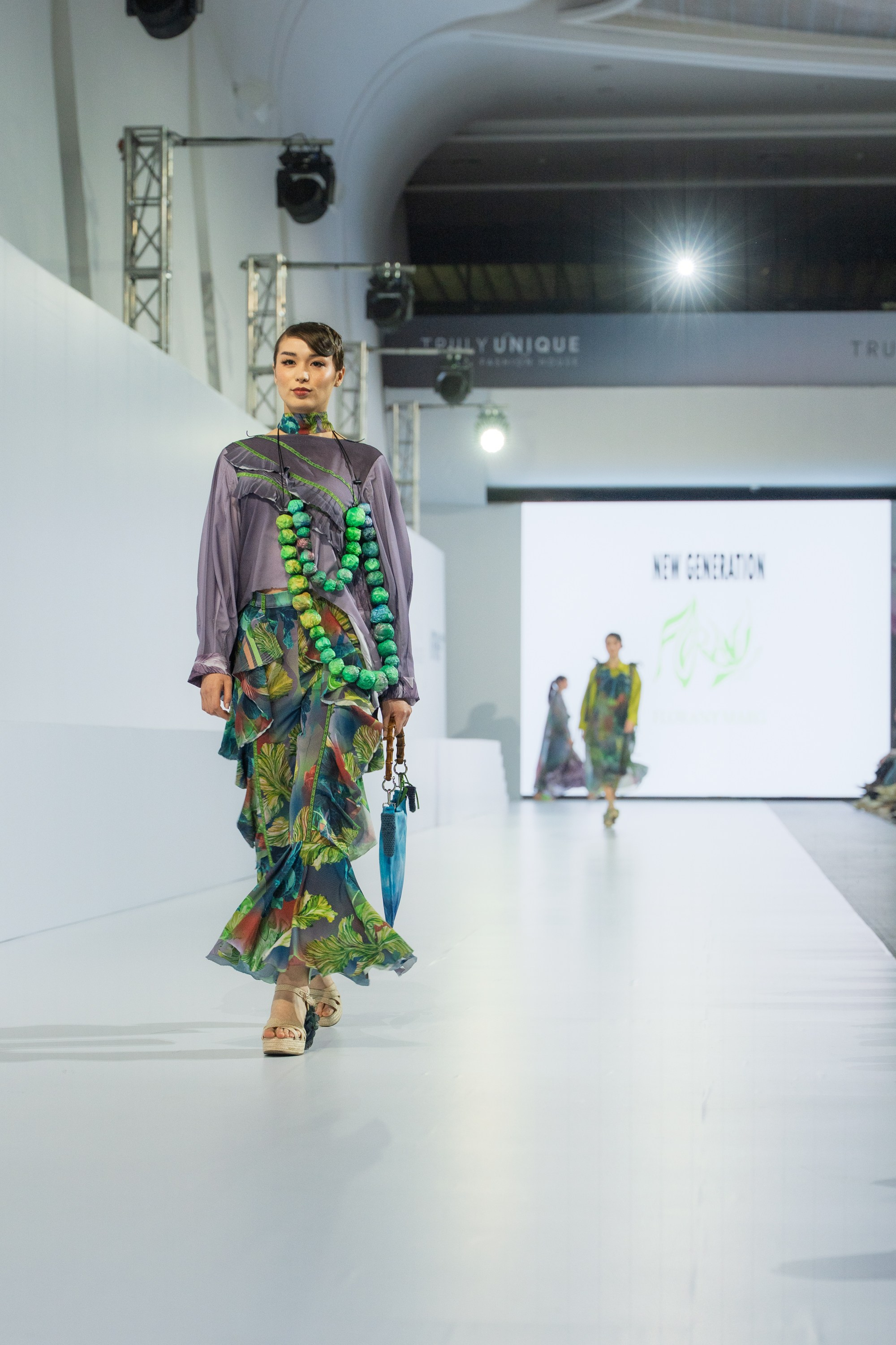 New Generation Florany Marg. Сайт Алматинского НЮ АРТ, будуар и фэшн фотографа Дениса Карпенко