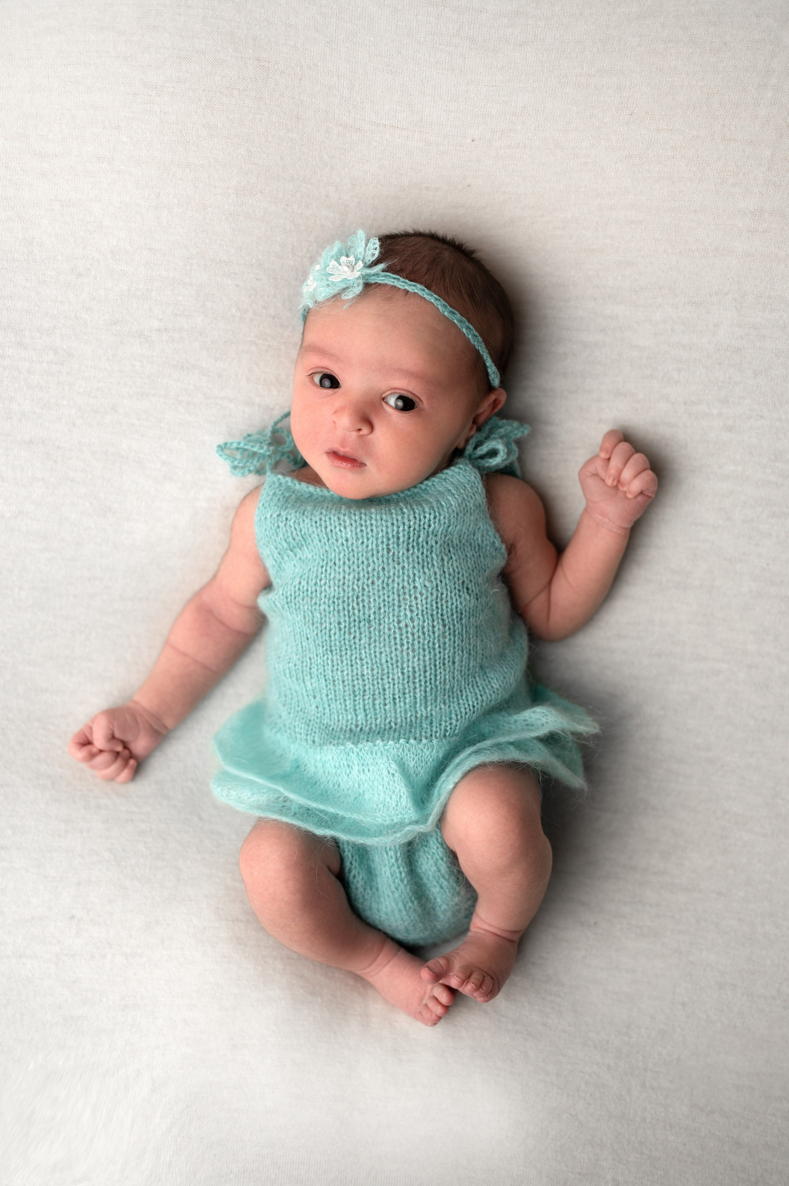 Возраст 3 недели, девочка. Фотограф новорождённых Ольга Ушакова Москва