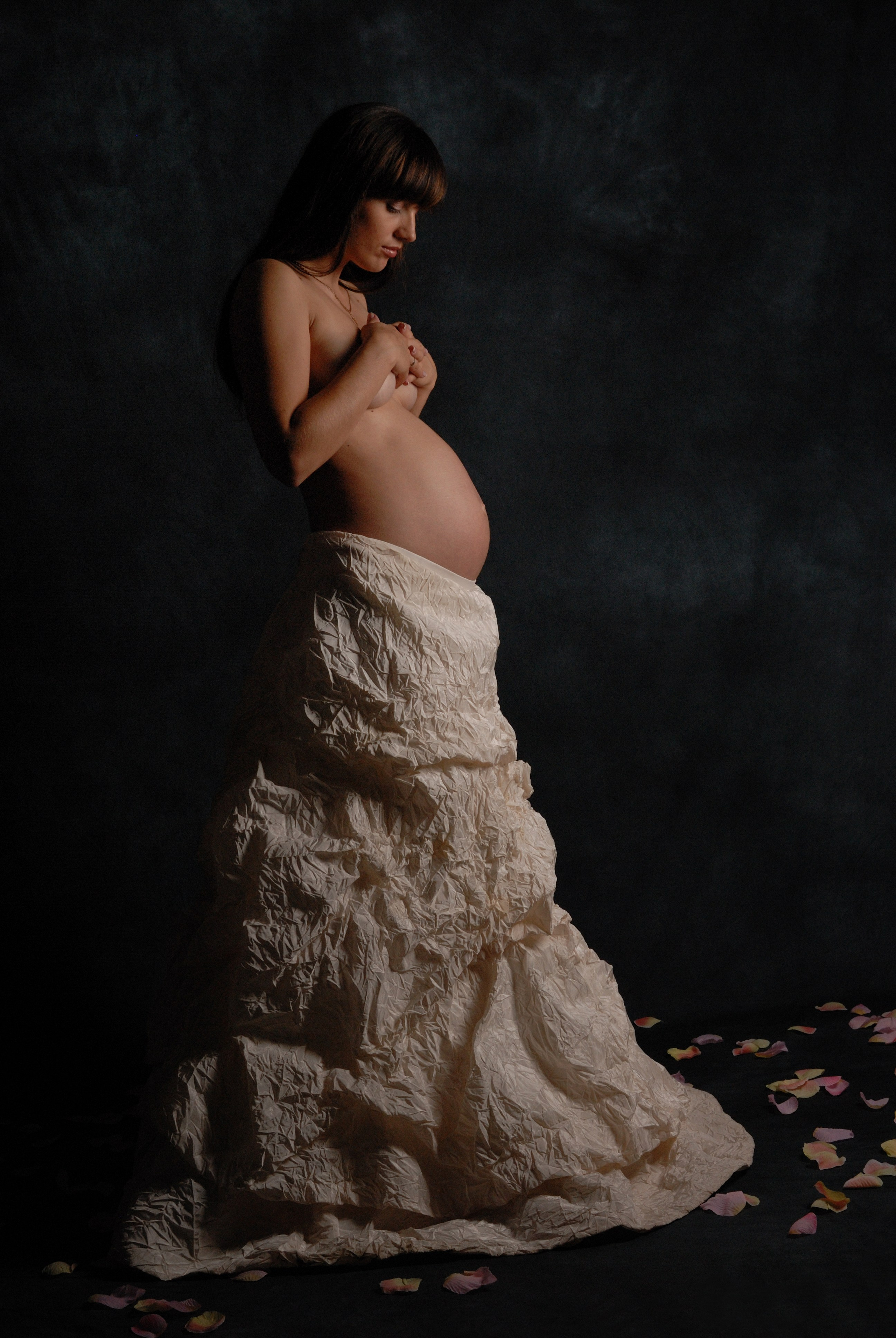 Фотосессия во время беременности от студии Love Story. Максим Матвийченко и Виктория Басова профессионалы своего дела