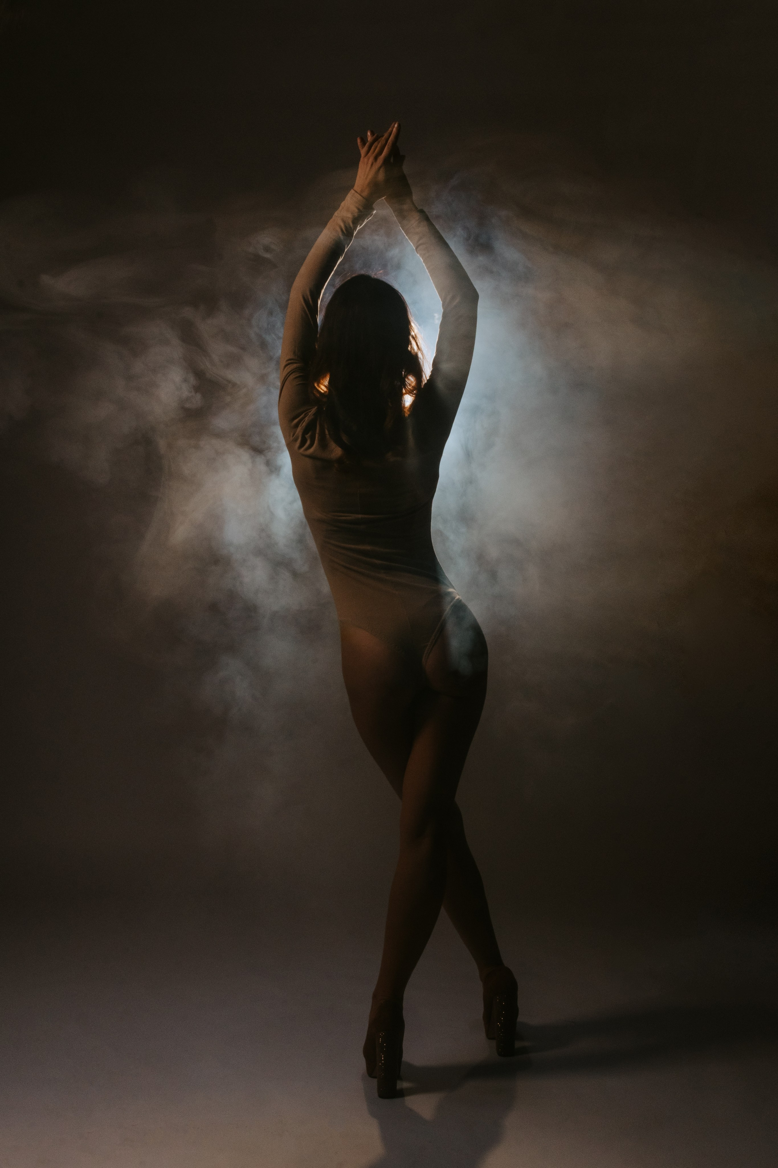 Съемки в студии. Индивидуальные, семейные, студийные съемки в Серпухове и за пределами