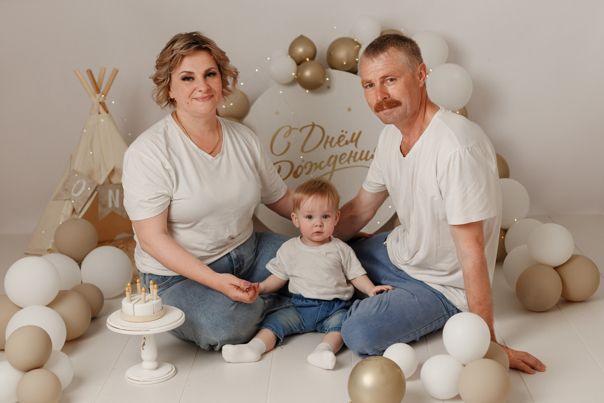 Годики. Фотограф новорождённых семейный фотограф Томск Елена Каплина