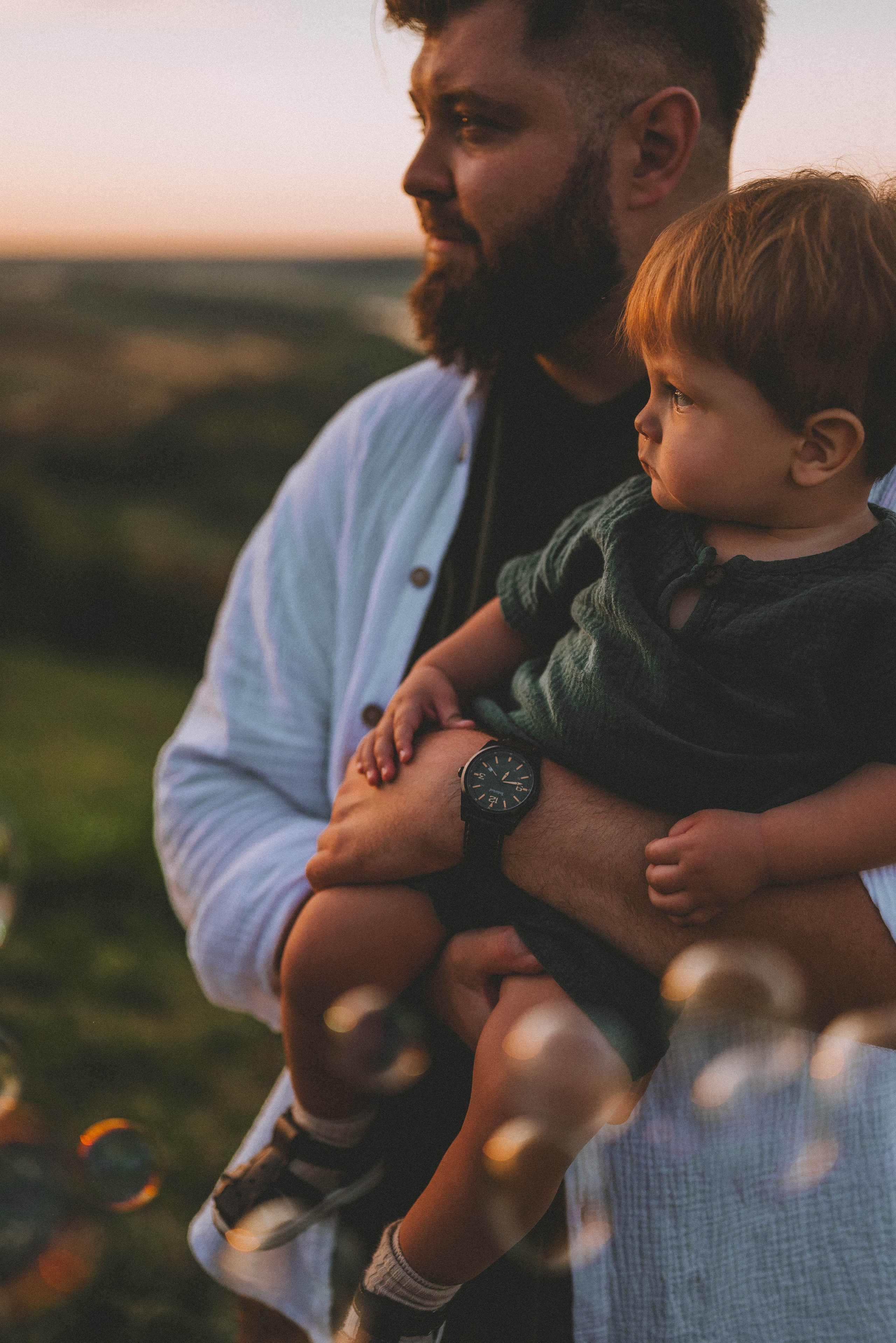 Лев с родителями на закате. Фотограф Кристина Пархоменко