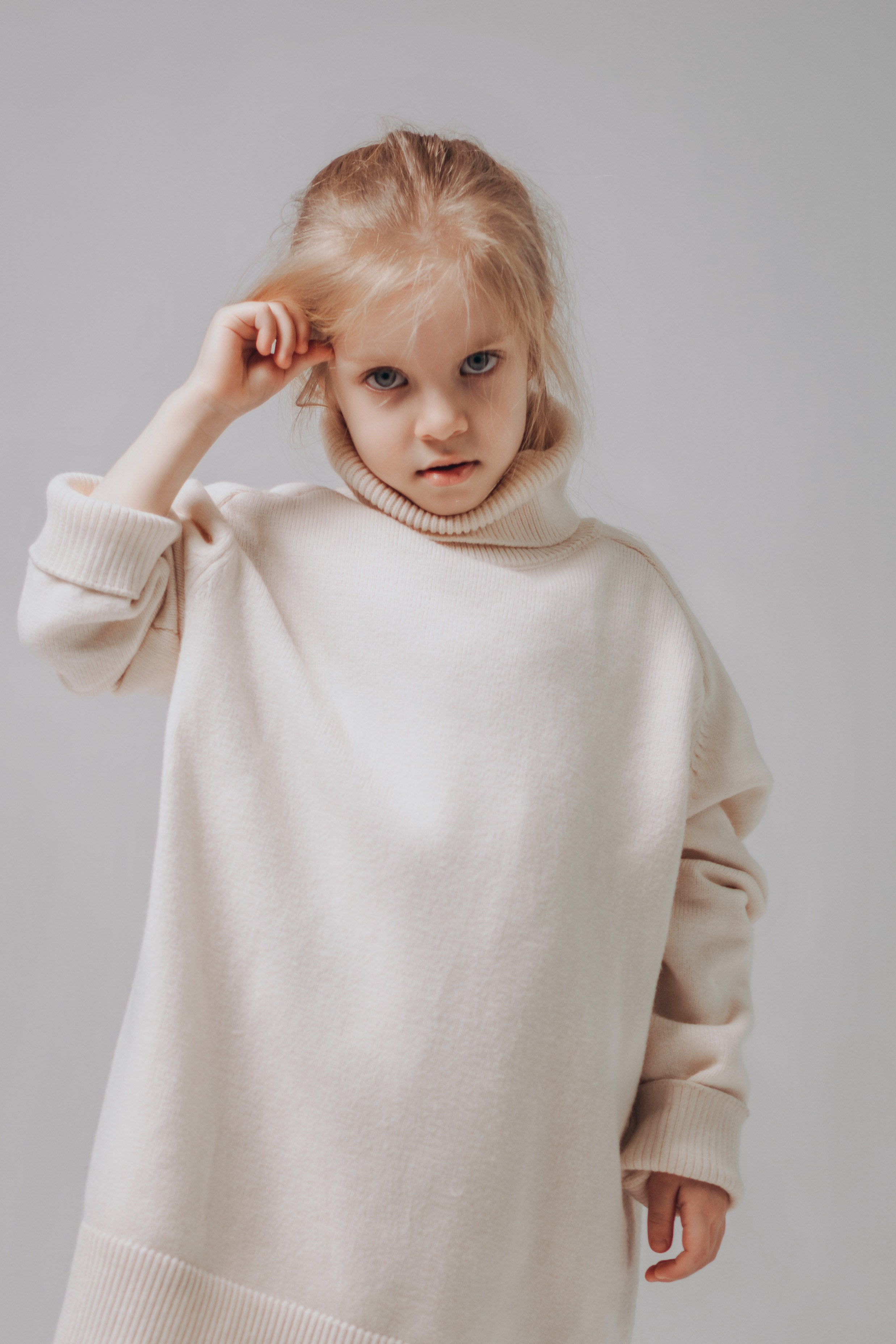 Минималистичная студийная семейная фотосессия. Семейный и детский фотограф Кущ Наташа