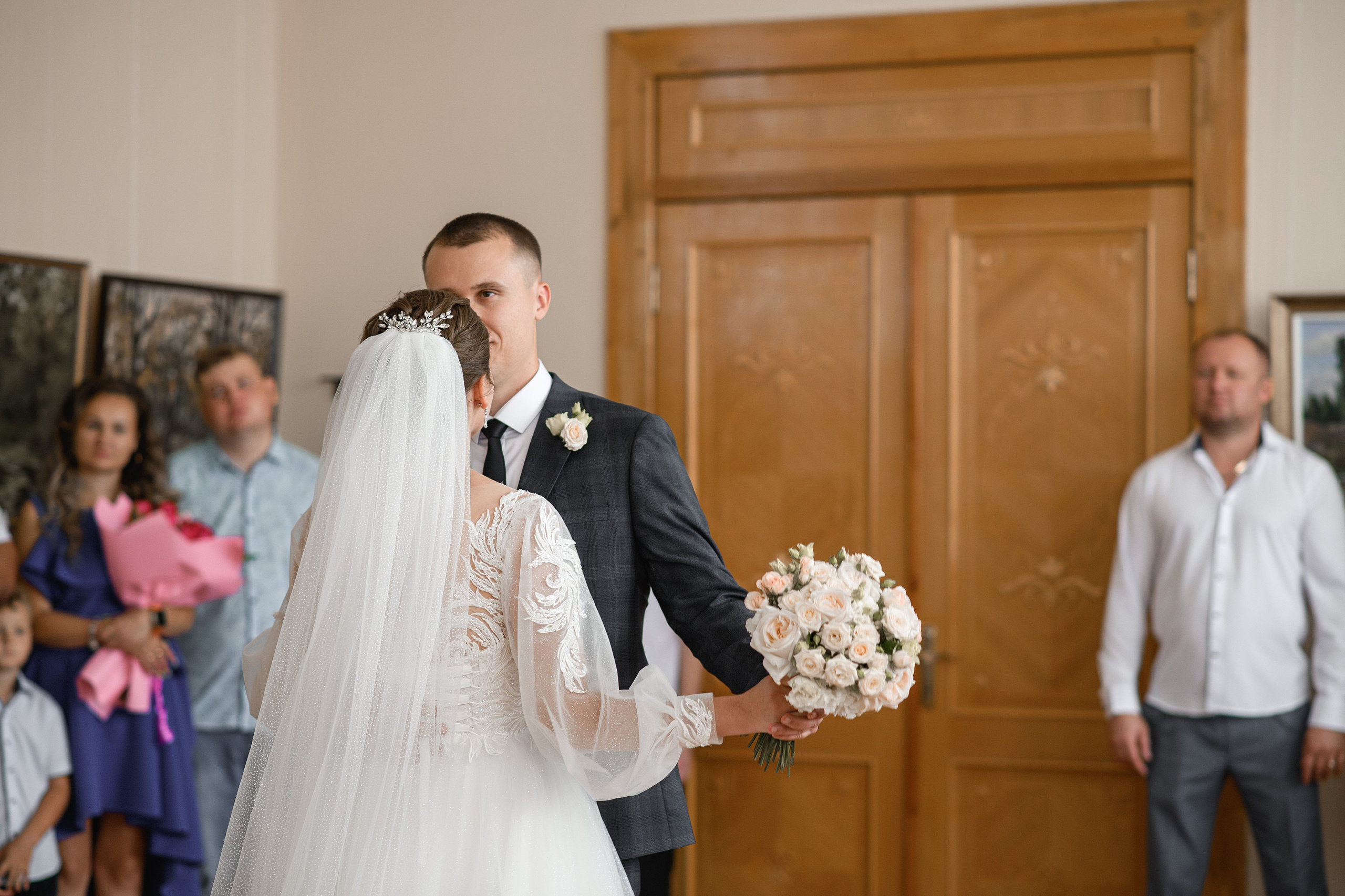Александр и Юлия. Свадебный фотограф Белгород Валуйки Старый Оскол Воронеж