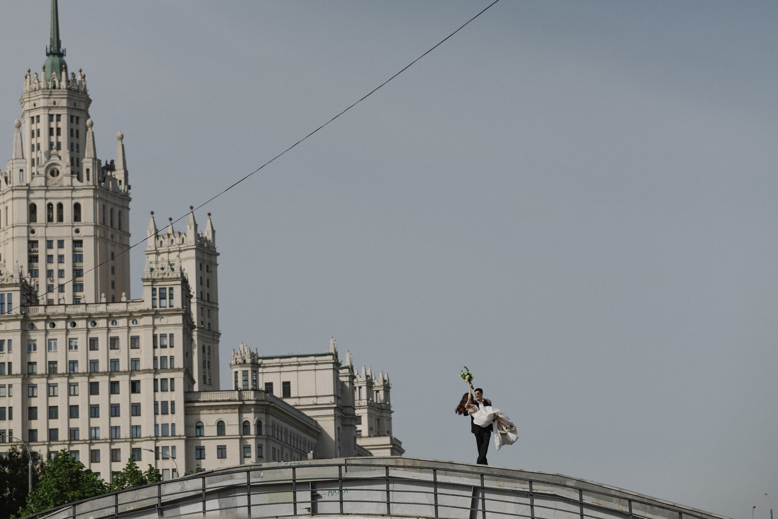 Москва. Набережная. Вы. Юлия Анисимова — свадебный и семейный фотограф в Санкт-Петербурге