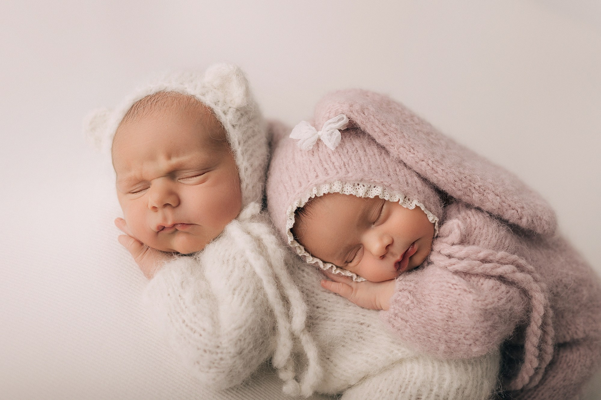 Двойняшки 7 дней. Семейный фотограф новорождённых в Серпухове Юлия Новикова +79637785957