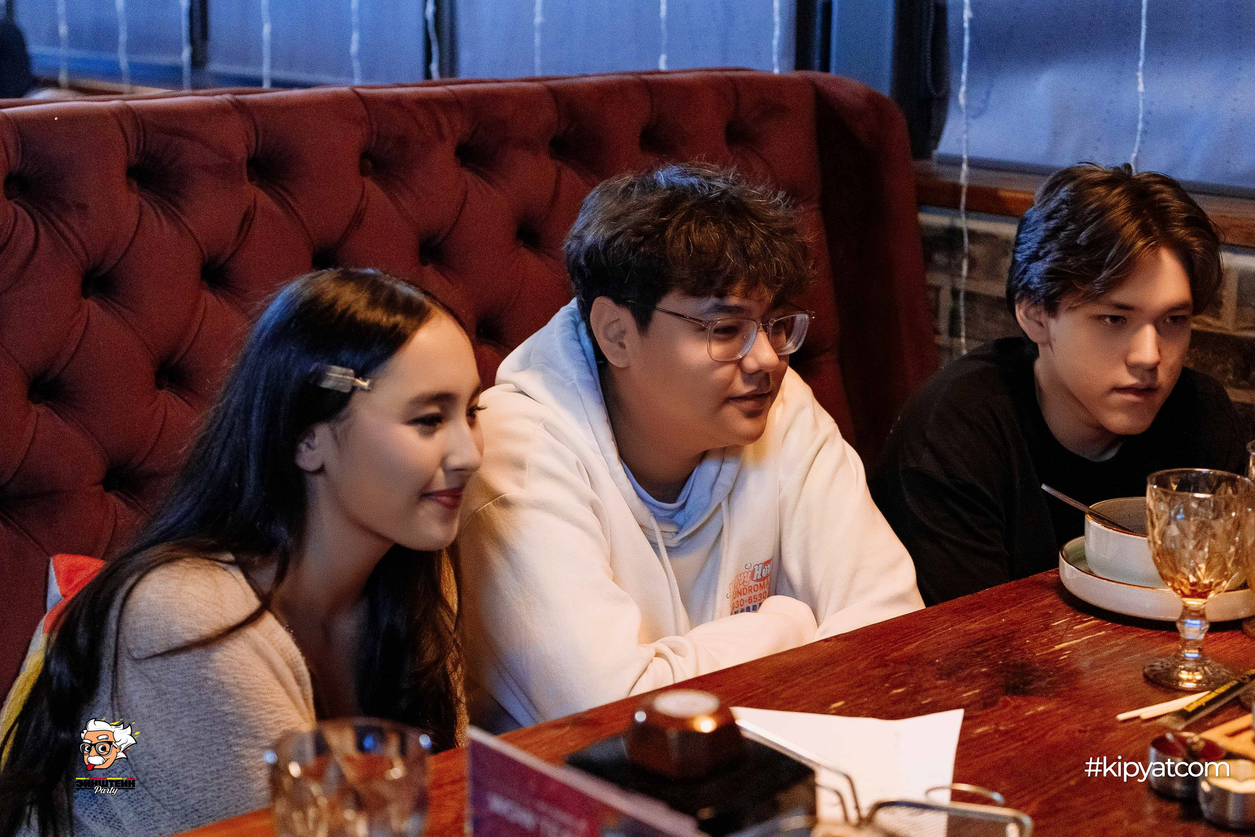 Эйнштейн Party