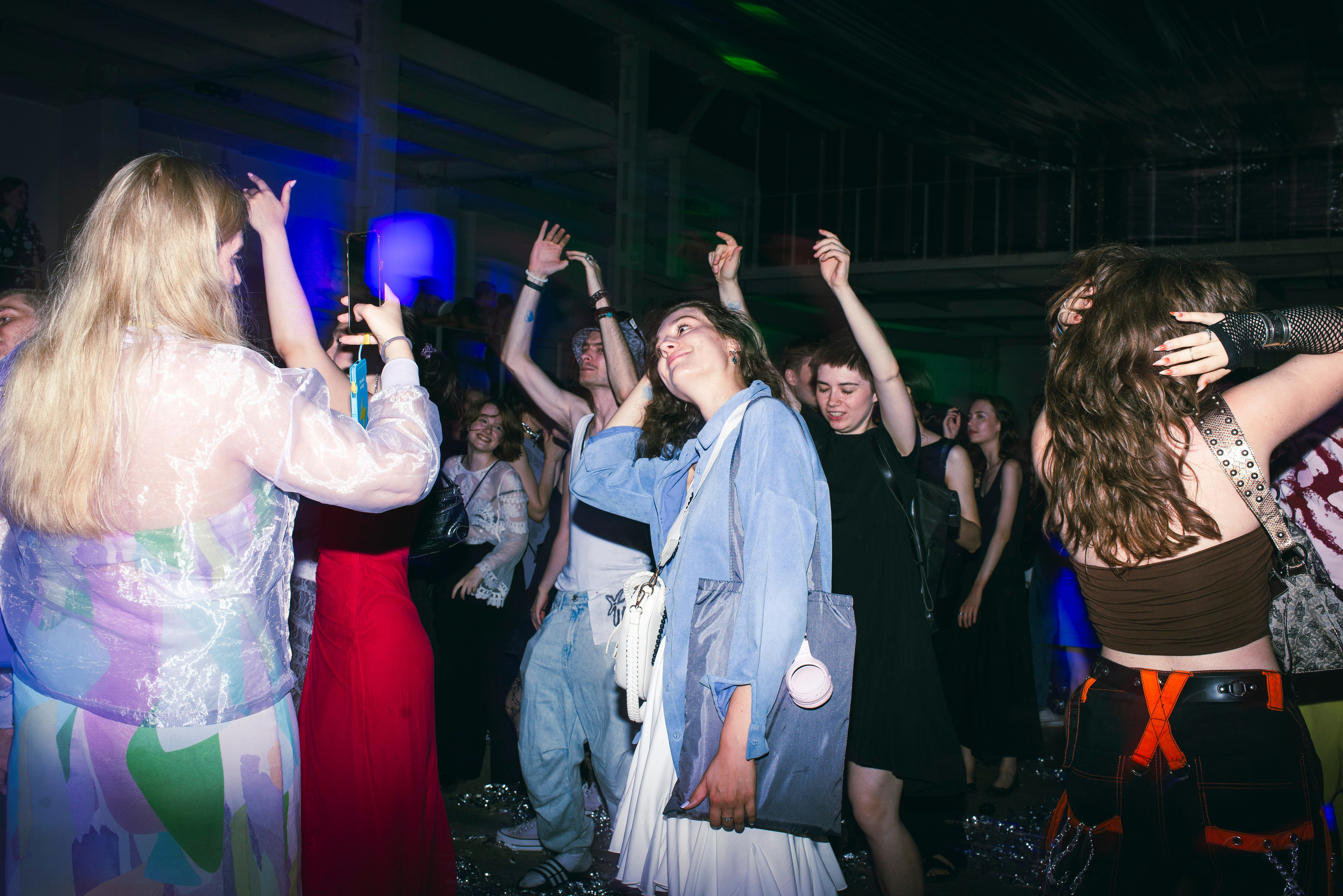 Выпускной в BOUNCE. Фотограф в Москве Алейникова Евгения