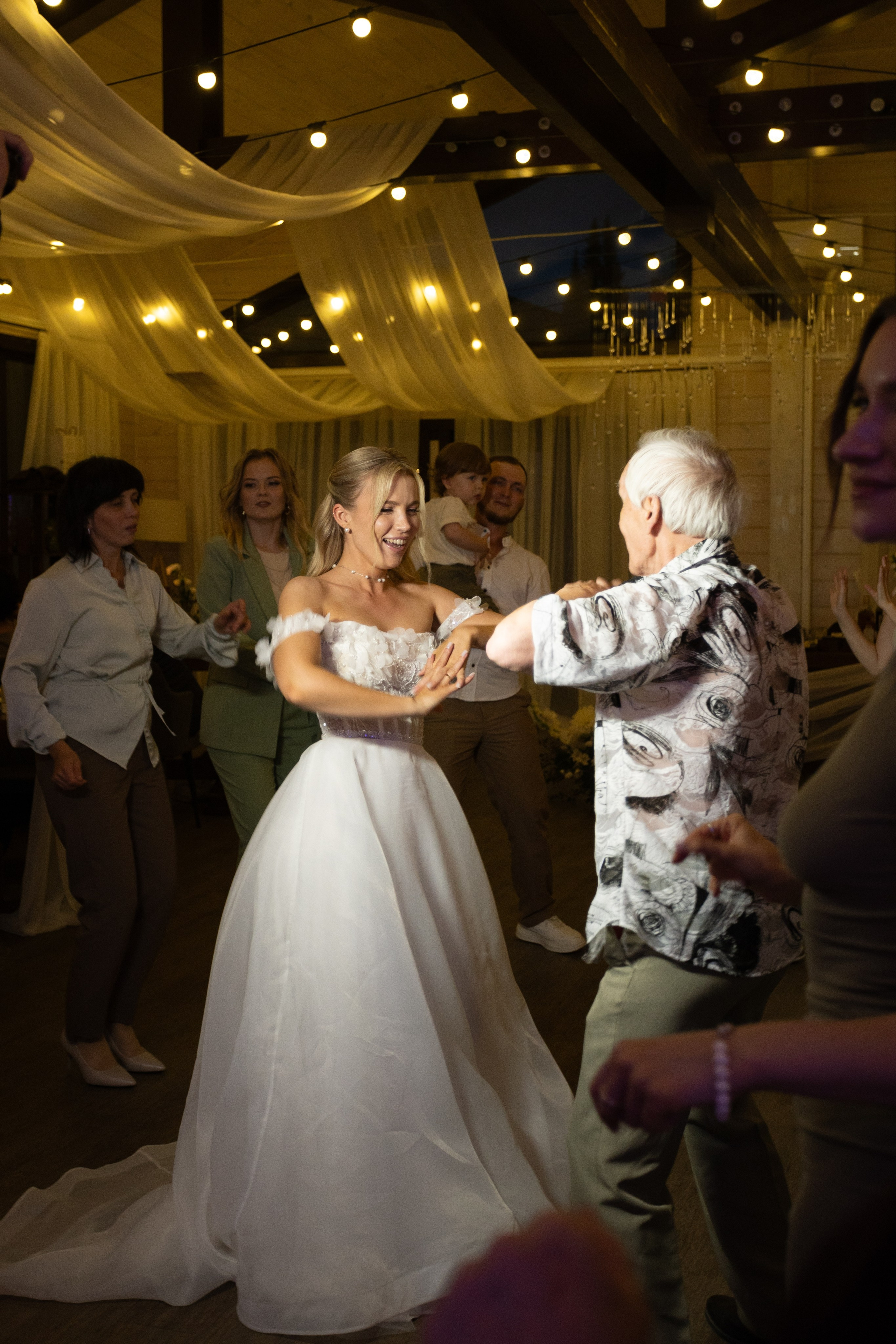 Любовь выше гор. История Насти и Дениса. Свадебный и семейный фотограф Рассказова Виктория