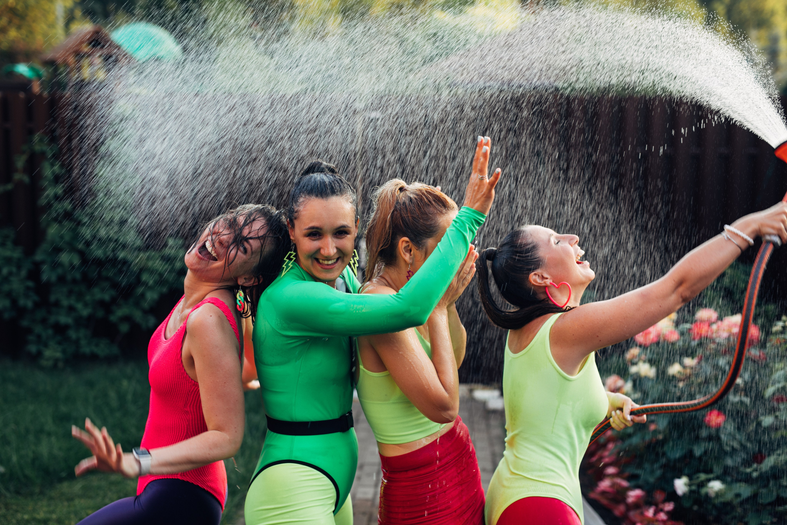 Анонс: GIRLS GIRLS GIRLS. Фотограф Наташа Румянцева