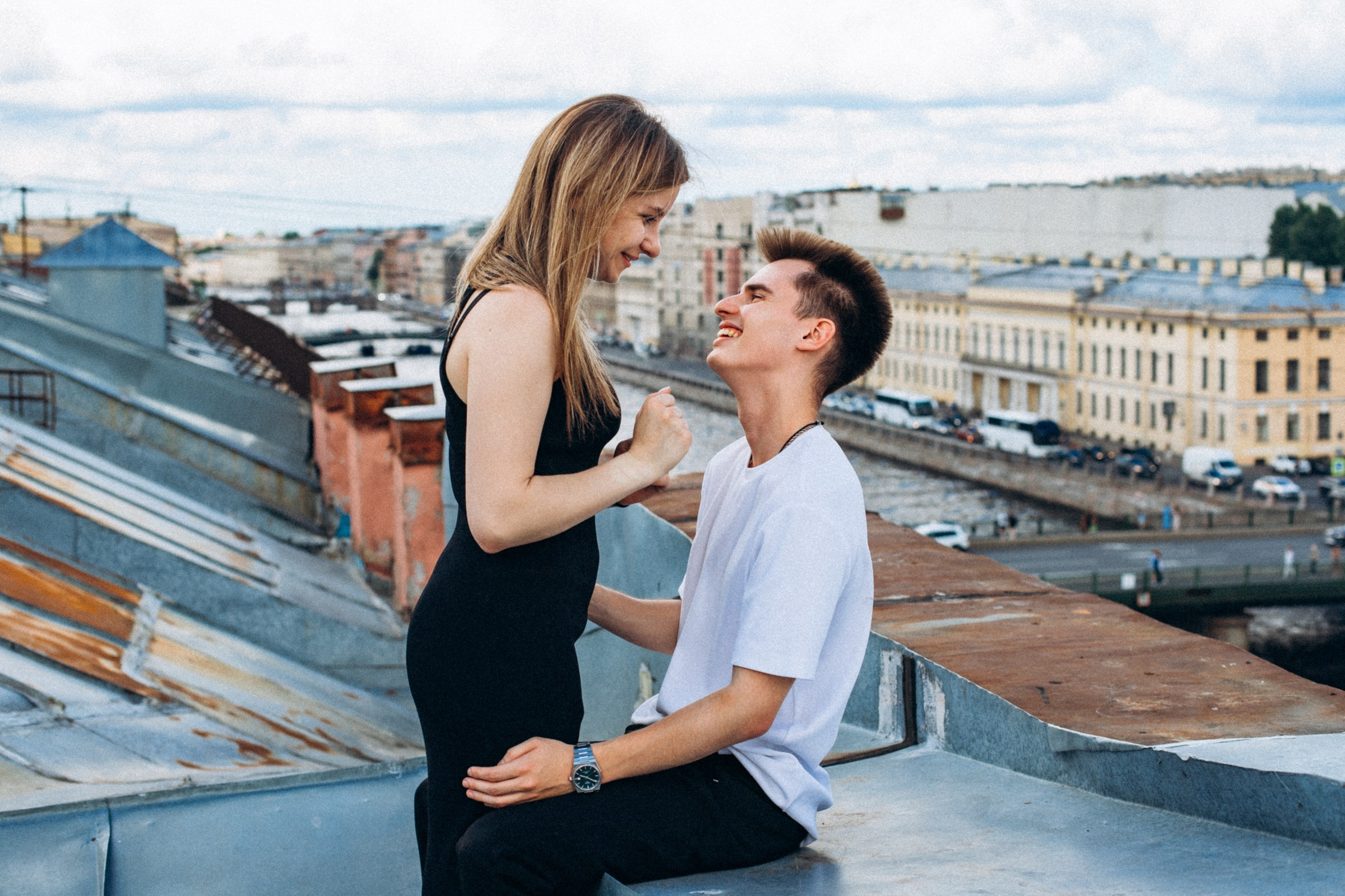 Максим и Анна в июле. Фотопрогулка в Петербурге. Индивидуальный и семейный фотограф в Санкт-Петербурге