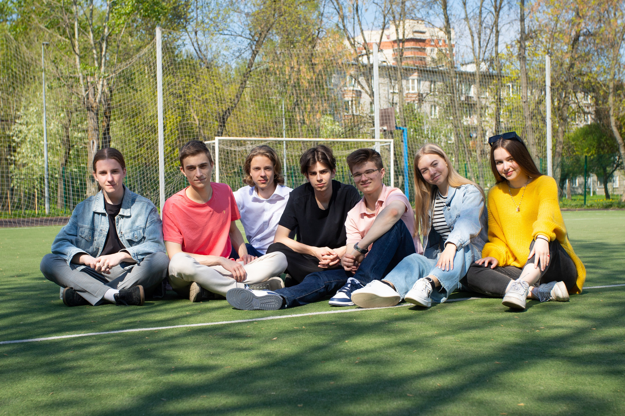 Фотографии старшеклассников для выпускного альбома как в школе ,так и на улице. ВЫПУСКНЫЕ АЛЬБОМЫ для детского сада и школы Санкт-Петербург и Лен. область