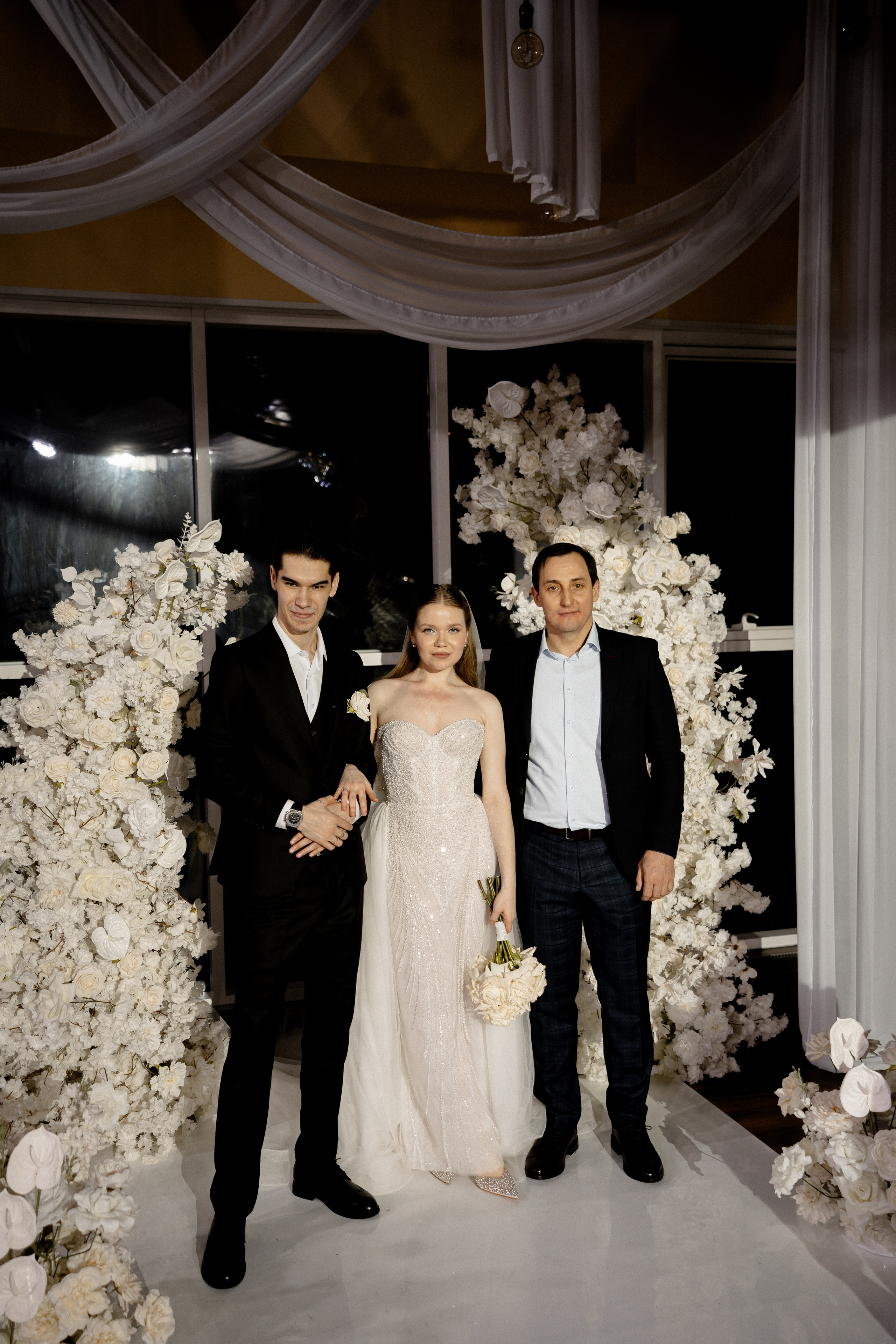 СВАДЕБНАЯ СЬЕМКА СБОРОВ В ОТЕЛЕ И ВЫЕЗД НА ЦЕРЕМОНИЮ (СНЯТО В СИБИРЕ В НИЖНЕВАРТОВСКЕ). Профессиональный фотограф, Санкт-Петербург — Виктория Богомолова