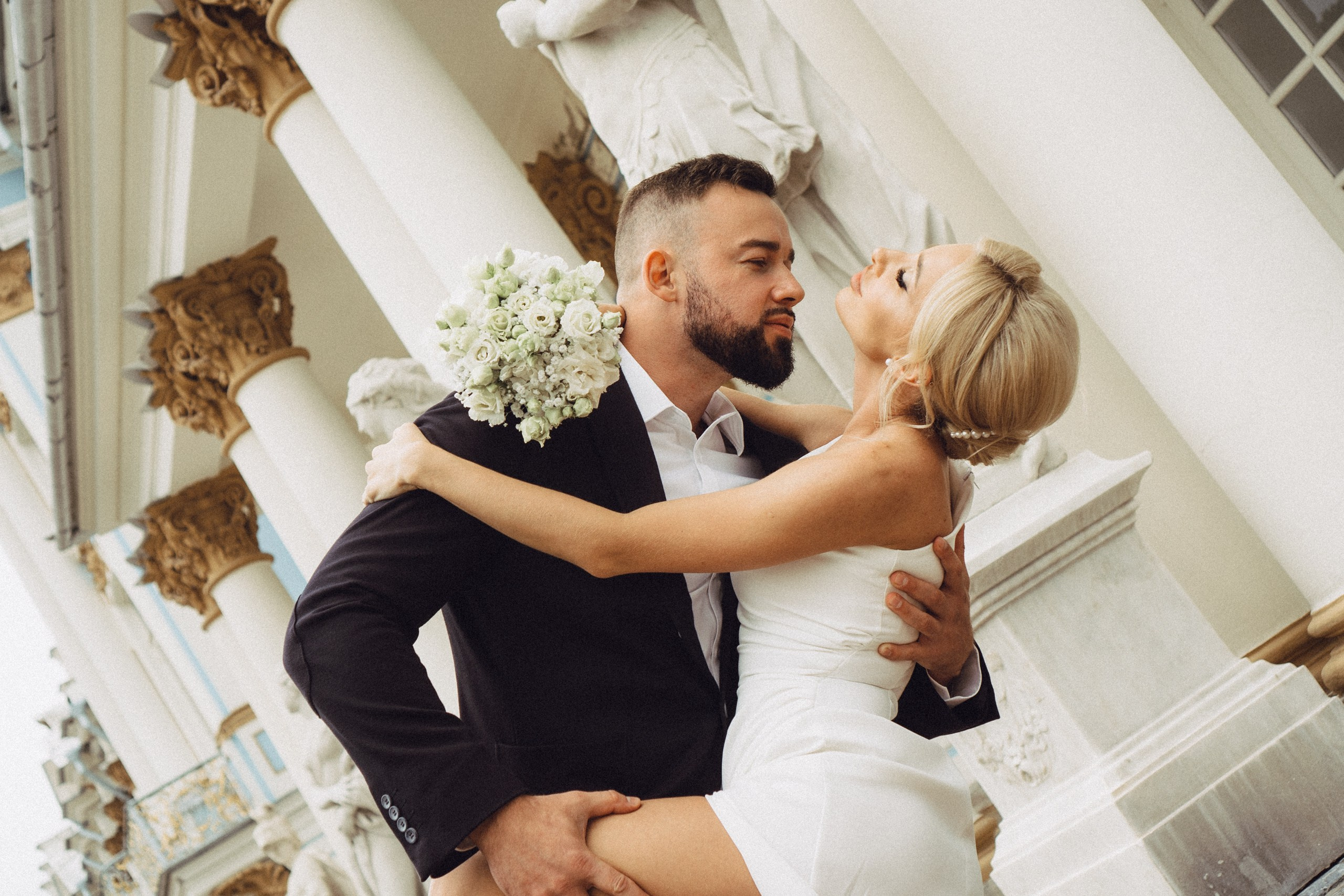 СВАДЕБНАЯ ИСТОРИЯ В ГОРОДЕ ПУШКИН ВОЗЛЕ ЕКАТЕРИНИНСКОГО ДВОРЦА И В ПАРКЕ. Профессиональный фотограф, Санкт-Петербург — Виктория Богомолова