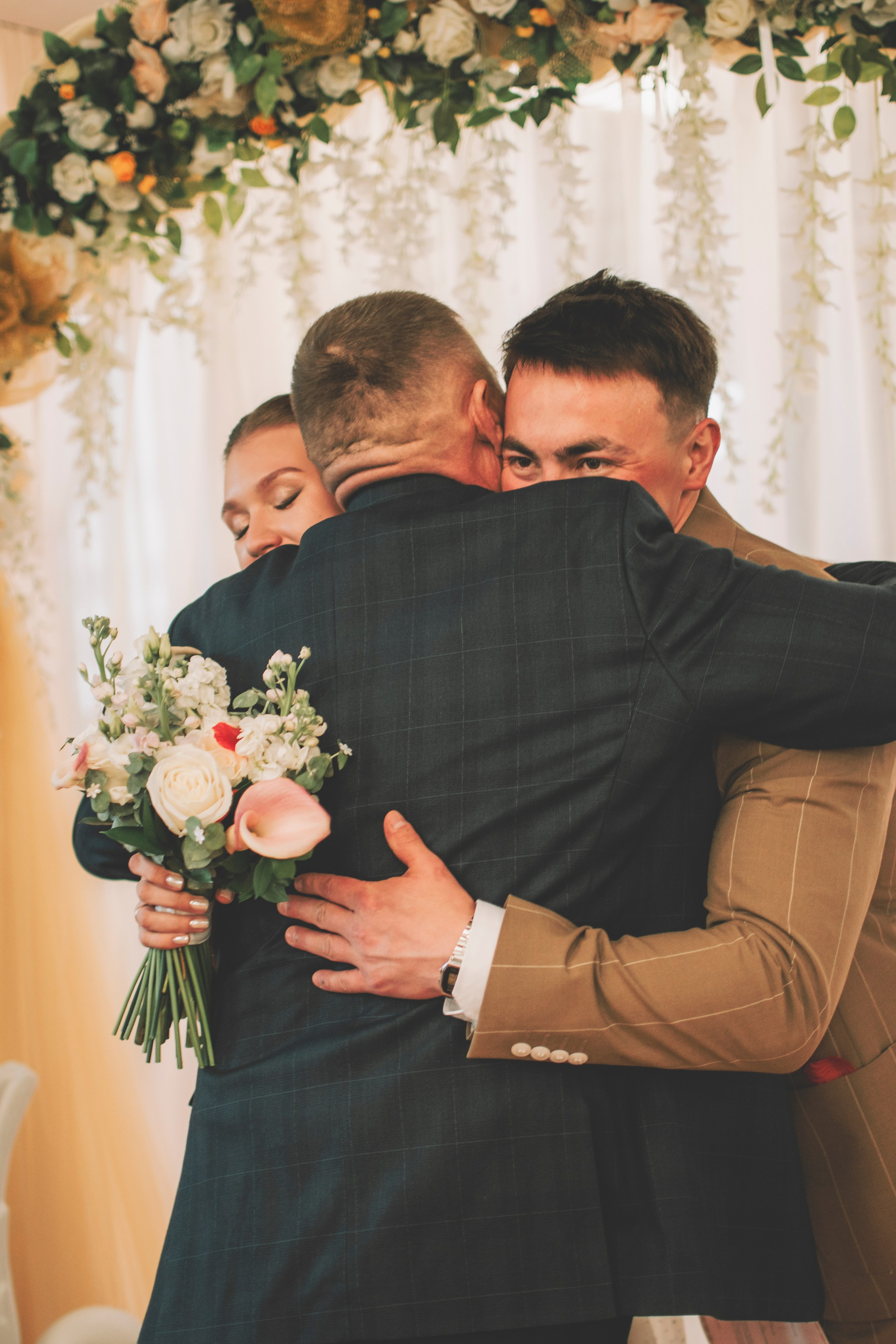 Альберт и Анастасия (Студийная фотосессия, роспись в ДК Нефтяник + фотосессия с гостями). Семейный и свадебный фотограф Губкинский и Ставрополь