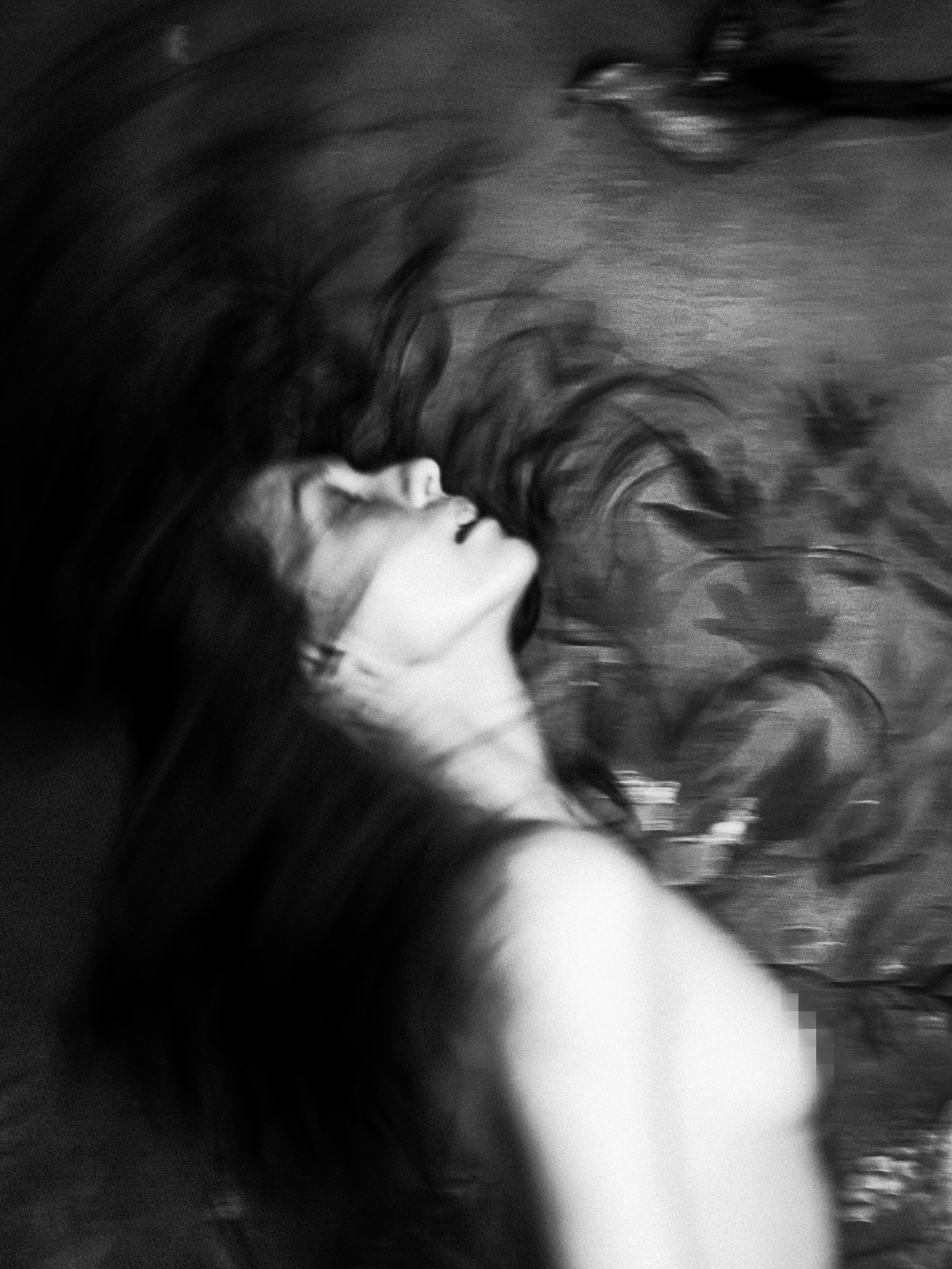 В цветах (18+). Фотограф в Москве Лера Юдина