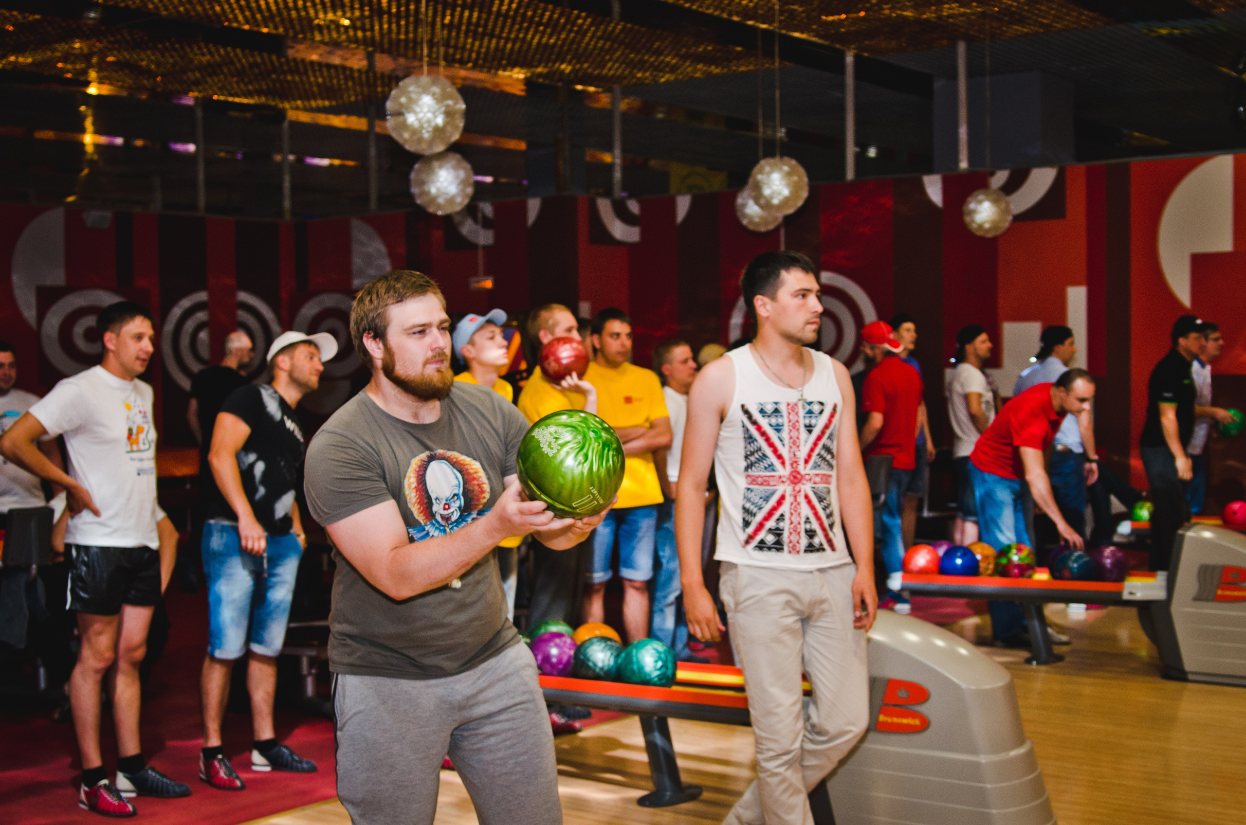 Копоратив.МТС-Теле2-Ростелеком.Боулинг. Свадебный и семейный фотограф Денис Лукьянов в Краснодаре, Краснодарском крае и Республике Крым