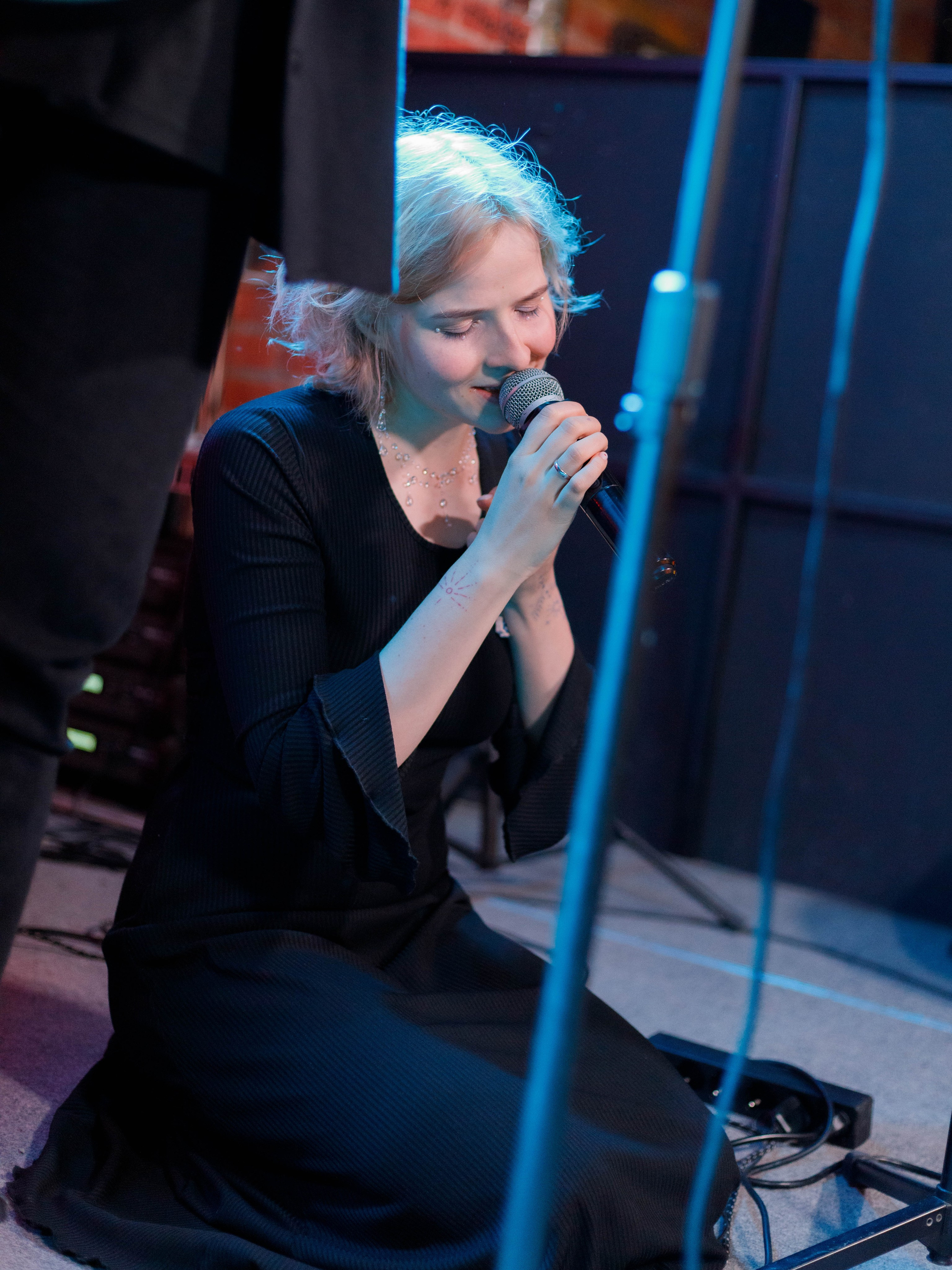 Концерт Огнева и Аня из Питера. Репортажный фотограф в Новосибирске Алена Помазунова