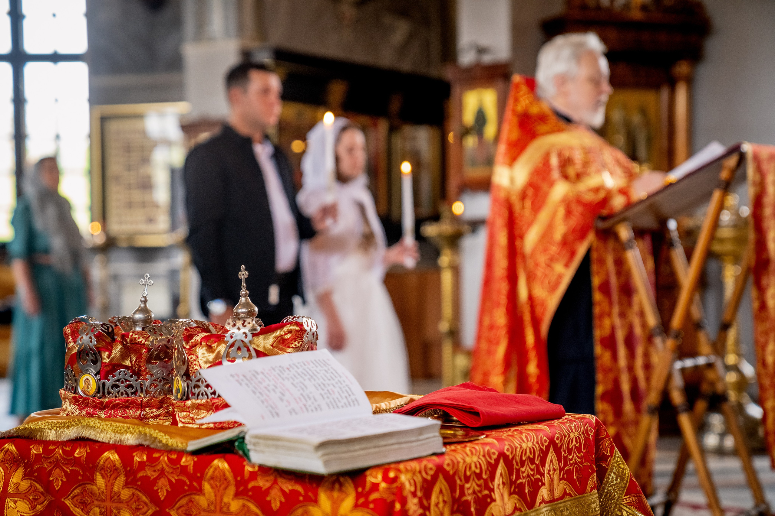 Венчание Юлии и Александра. Портретный фотограф в Москве Илья Корненков