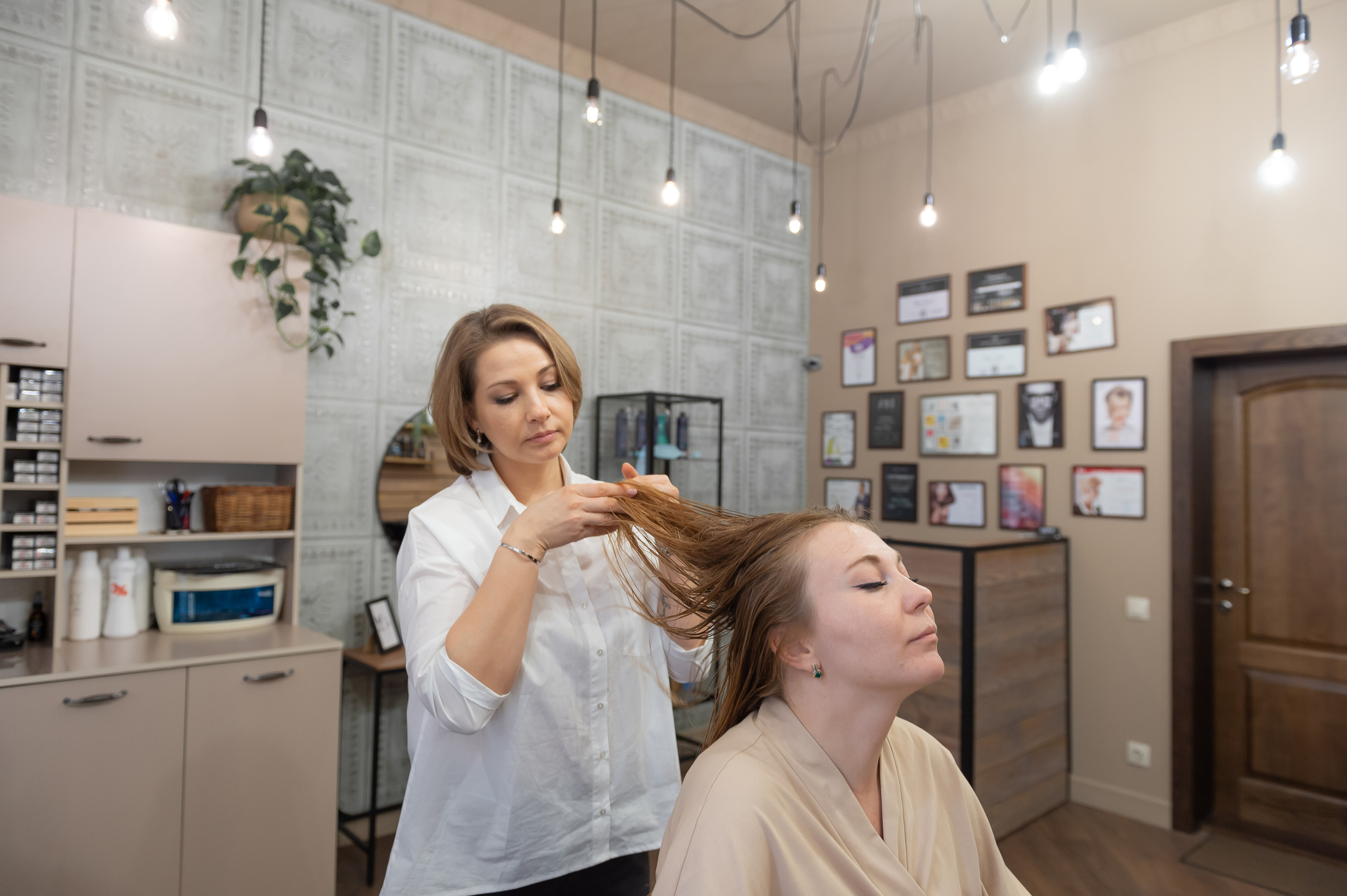 Контент парикмахера-колориста. Фотограф Ирина Сахарчук Выпускные альбомы для детского сада и школы