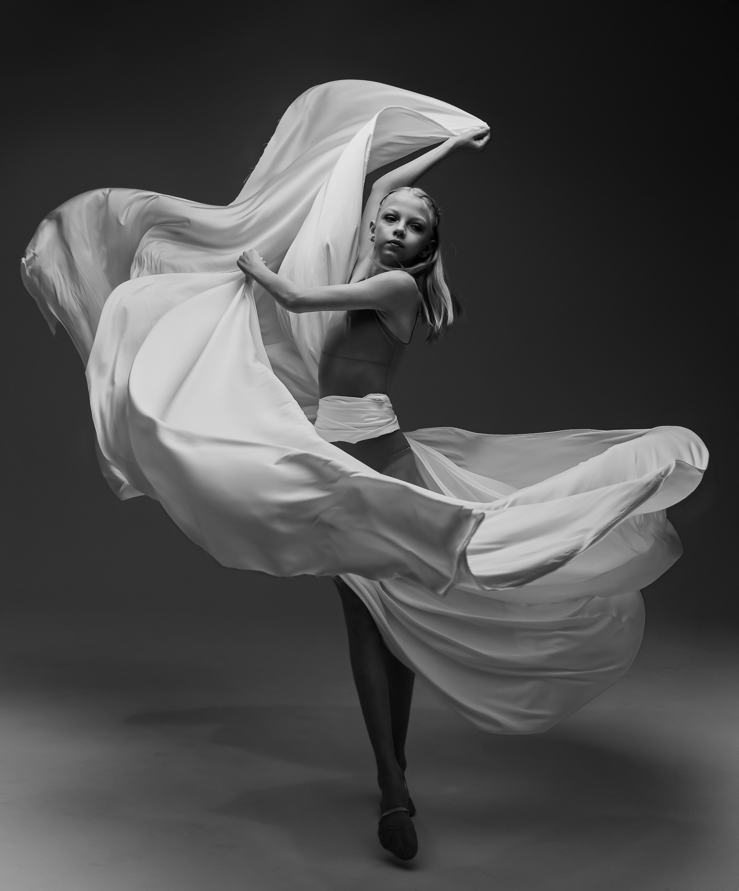 Фотопроект с тканью. Профессиональный фотограф в Москве Марина Григорьева