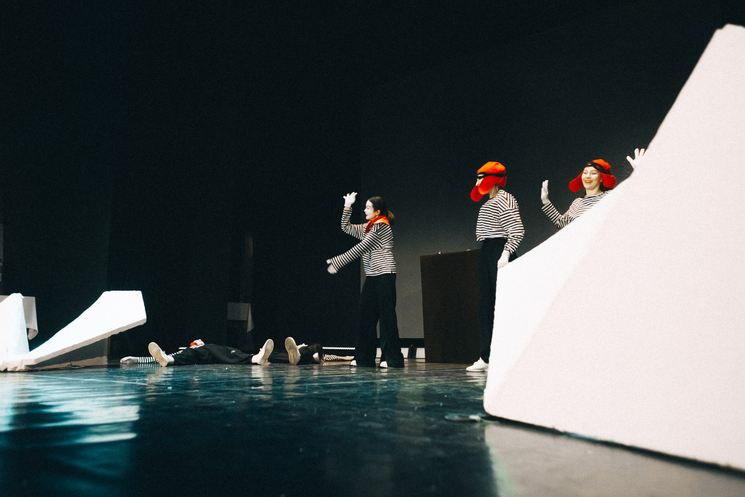 Первый снег — ИФИЯМ «Снежный ком». Фотограф Кемерово | Сергей