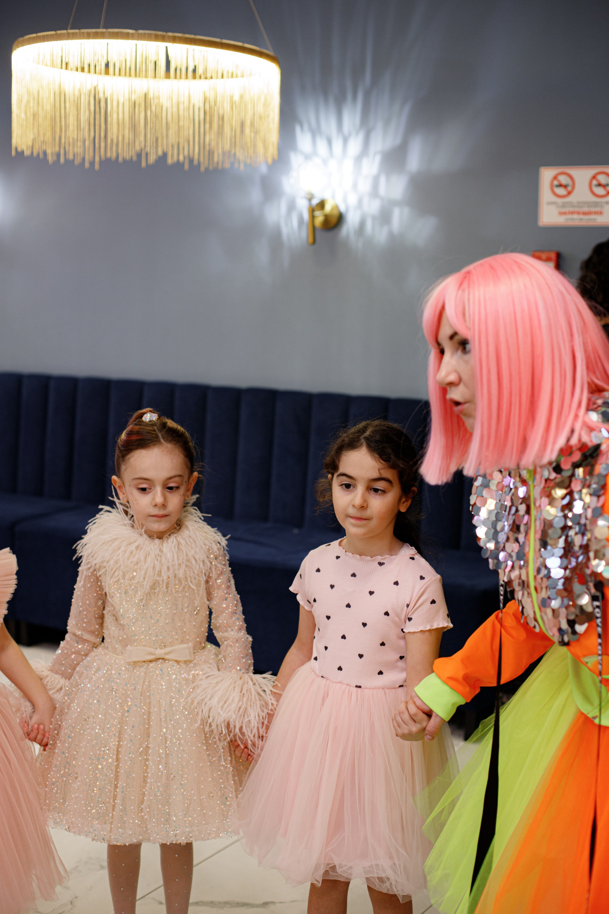 ASIA'S BIRTHDAY PARTY. Photokarish