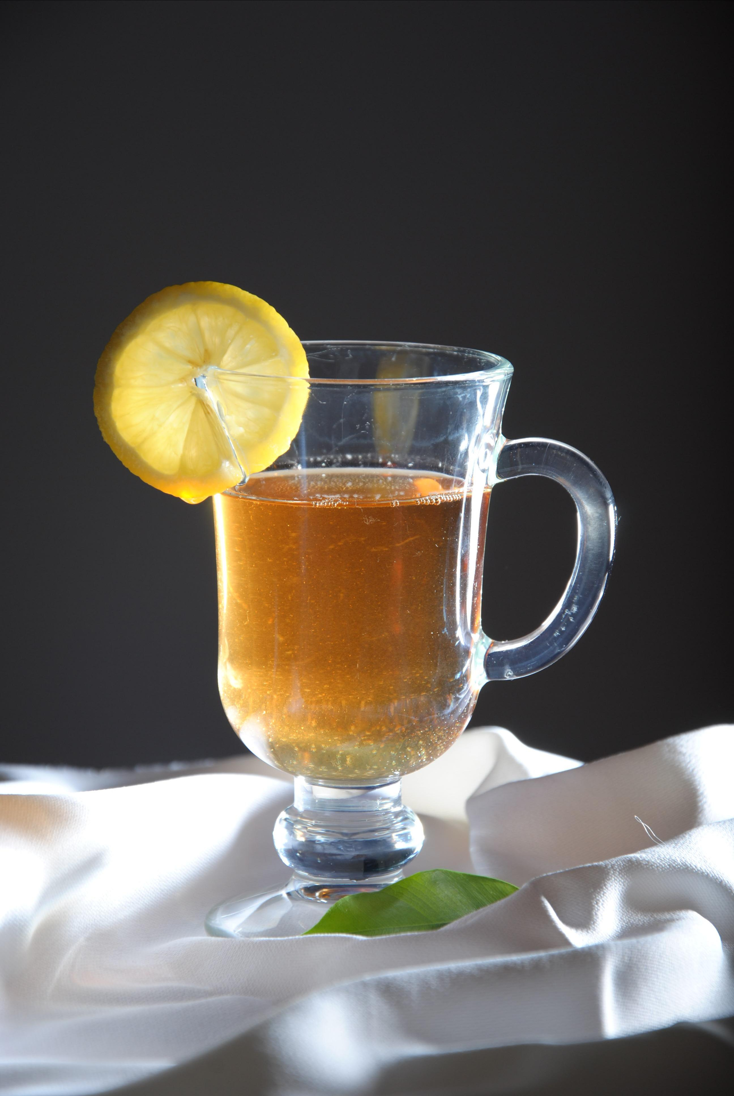 Ты будешь чай с лимоном или с мятой?