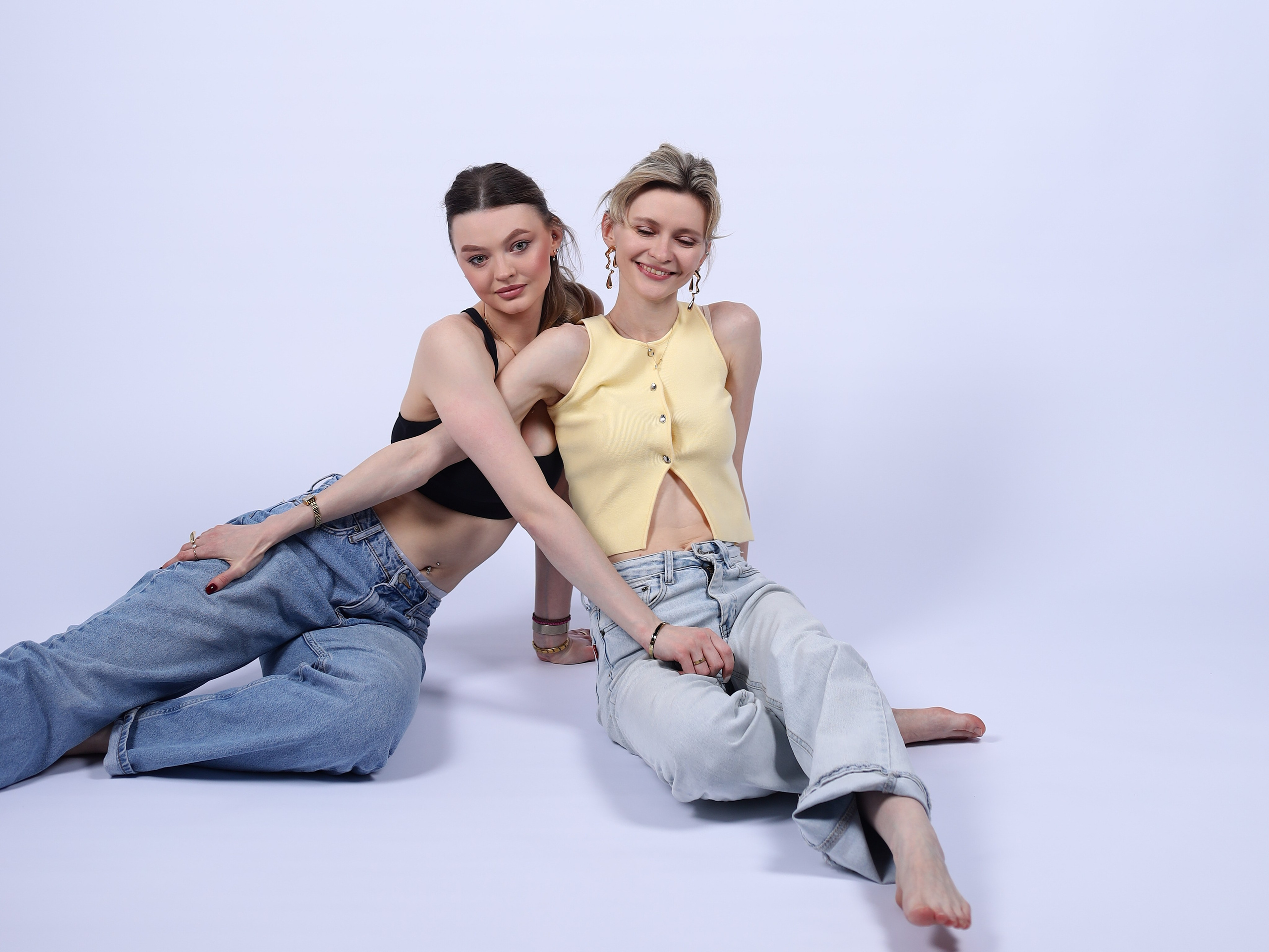 Дарья и Анна. Фотостудия без фотографа Чехов. Первая студия автопортрета в Чехове