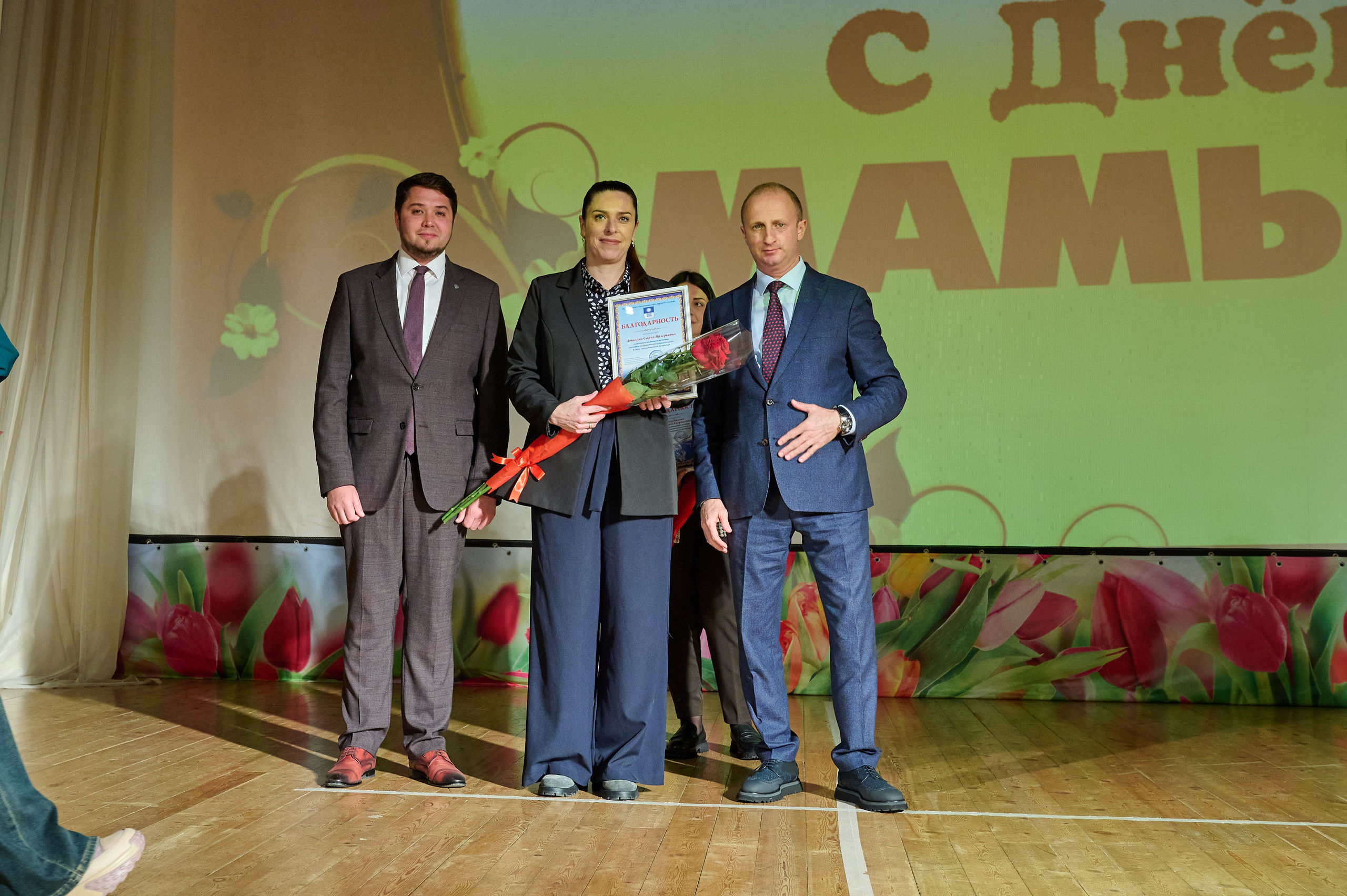 День матери ДК Кабардинка. Жизнь курорта Кабардинка в фотографиях