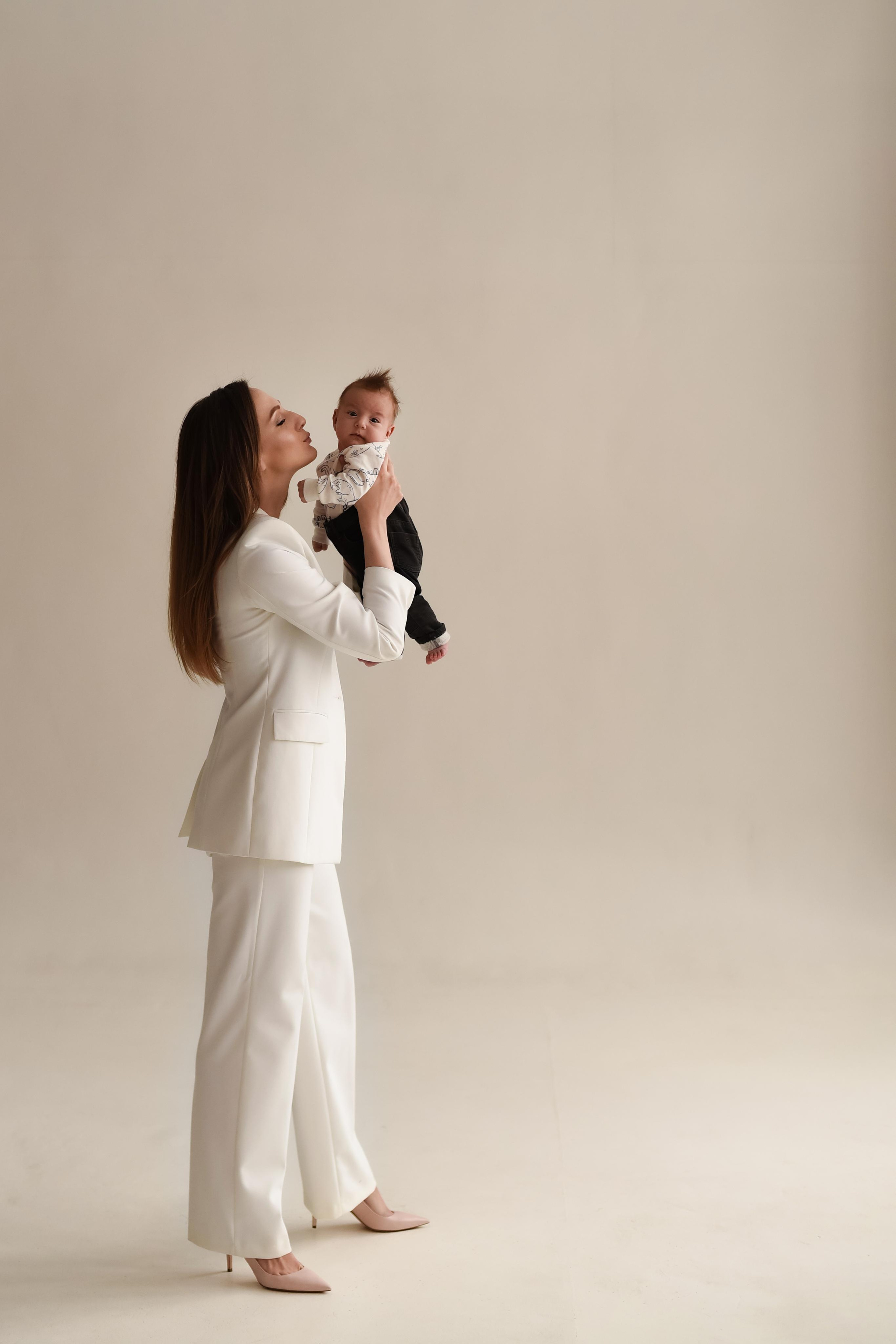 Фотосессия мама и малыш Екатеринбург