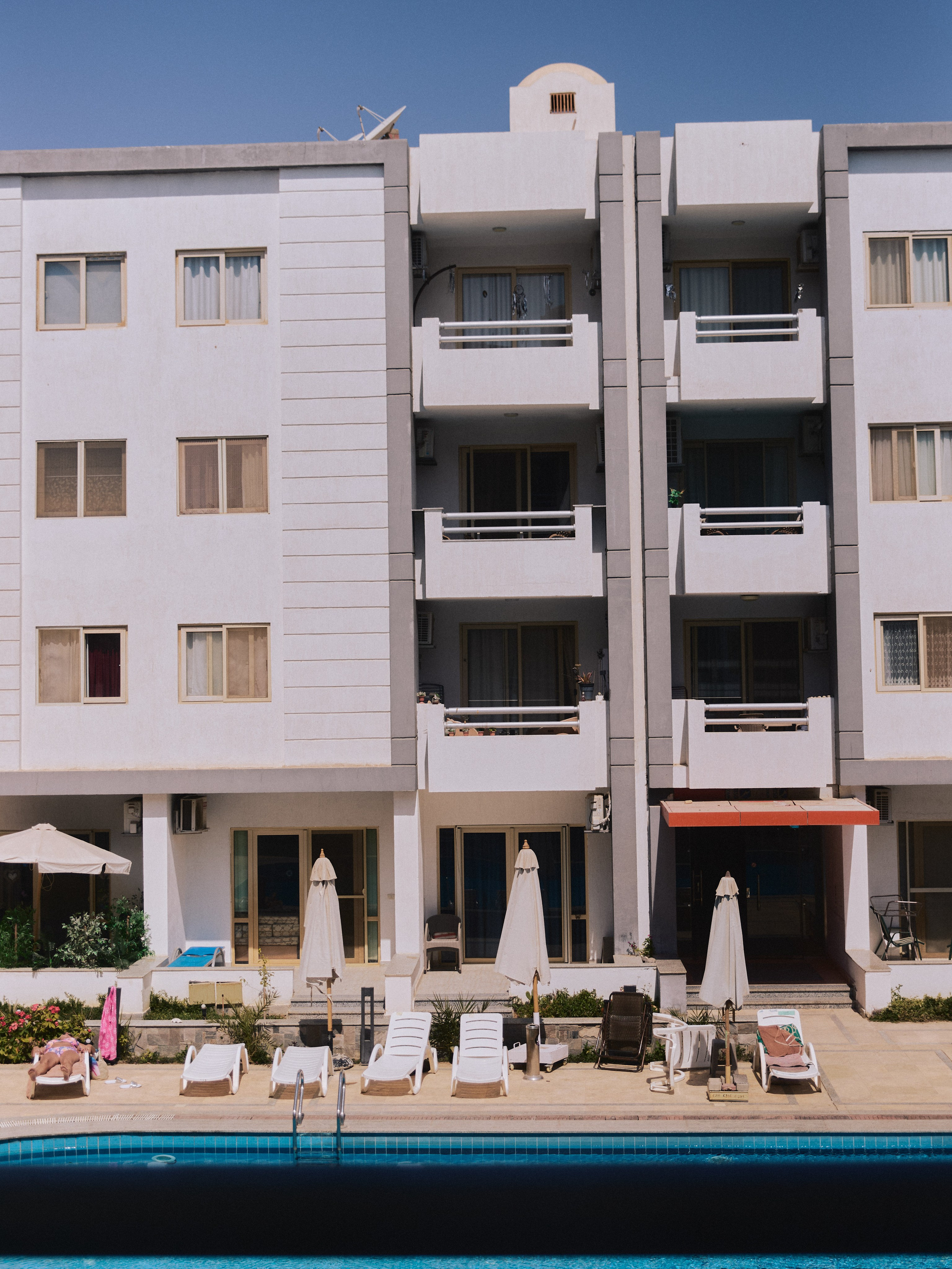 Проверяя камеру. Jorgis — фотограф в Хургаде / обучение фотографии