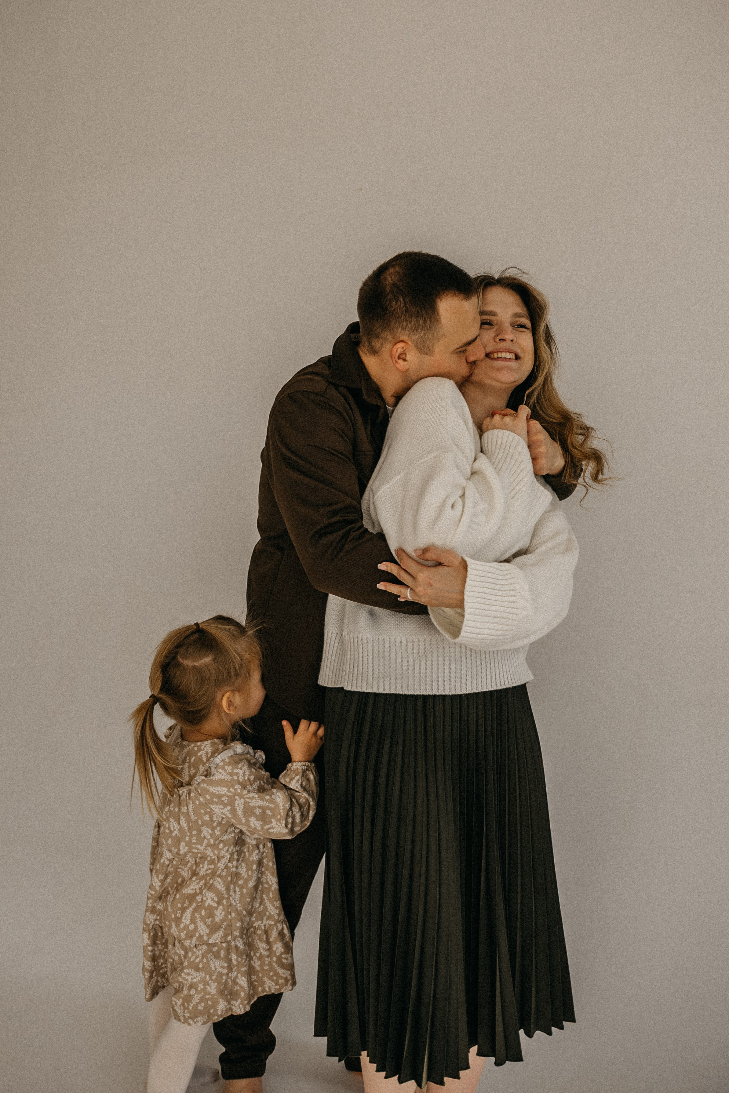 Евгения, Василиса и Михаил. Гаврилова Настя семейный фотограф lifestyle в Москве