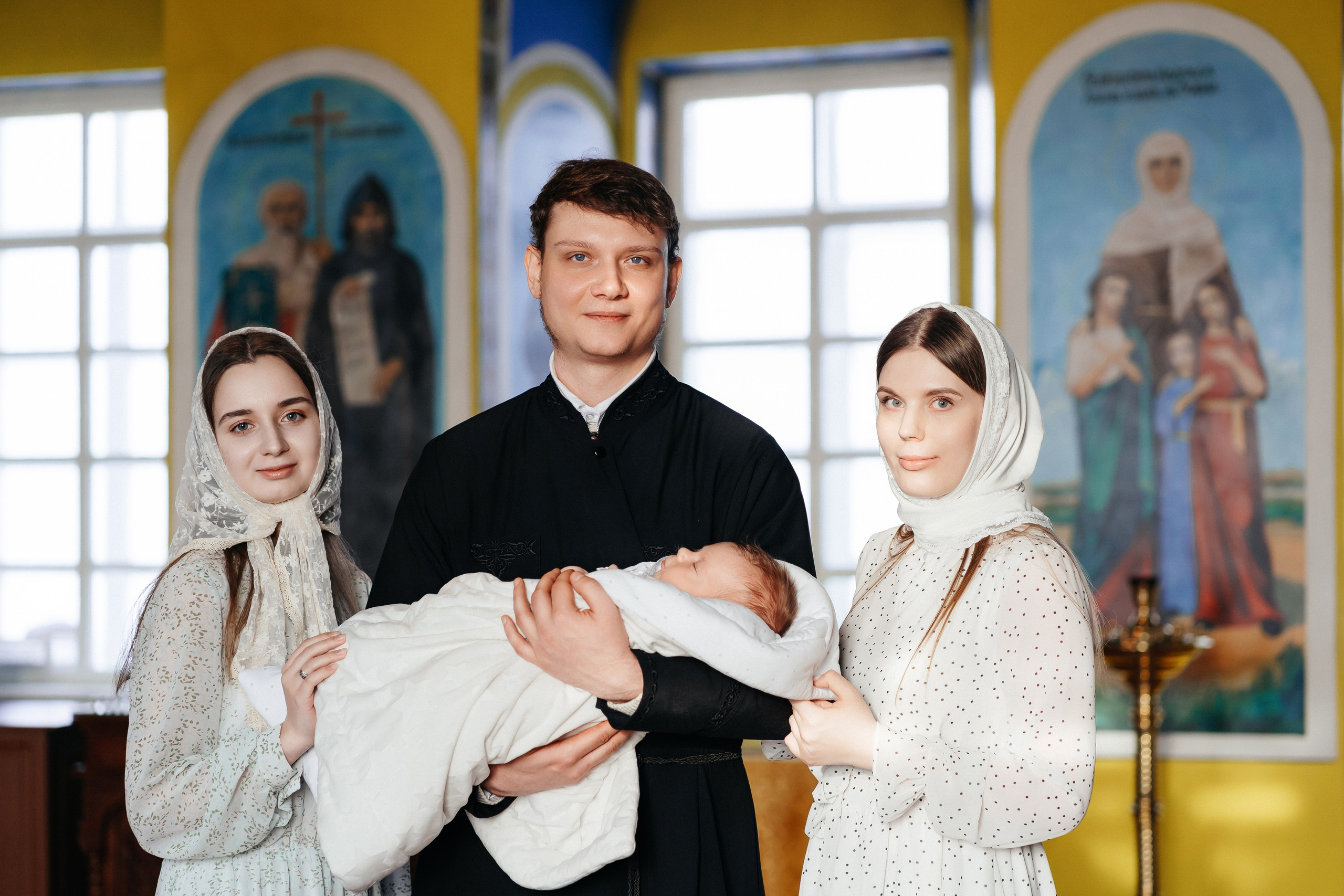 Фотосъемка крещения. Фотограф Ким Наталья в Красноярске