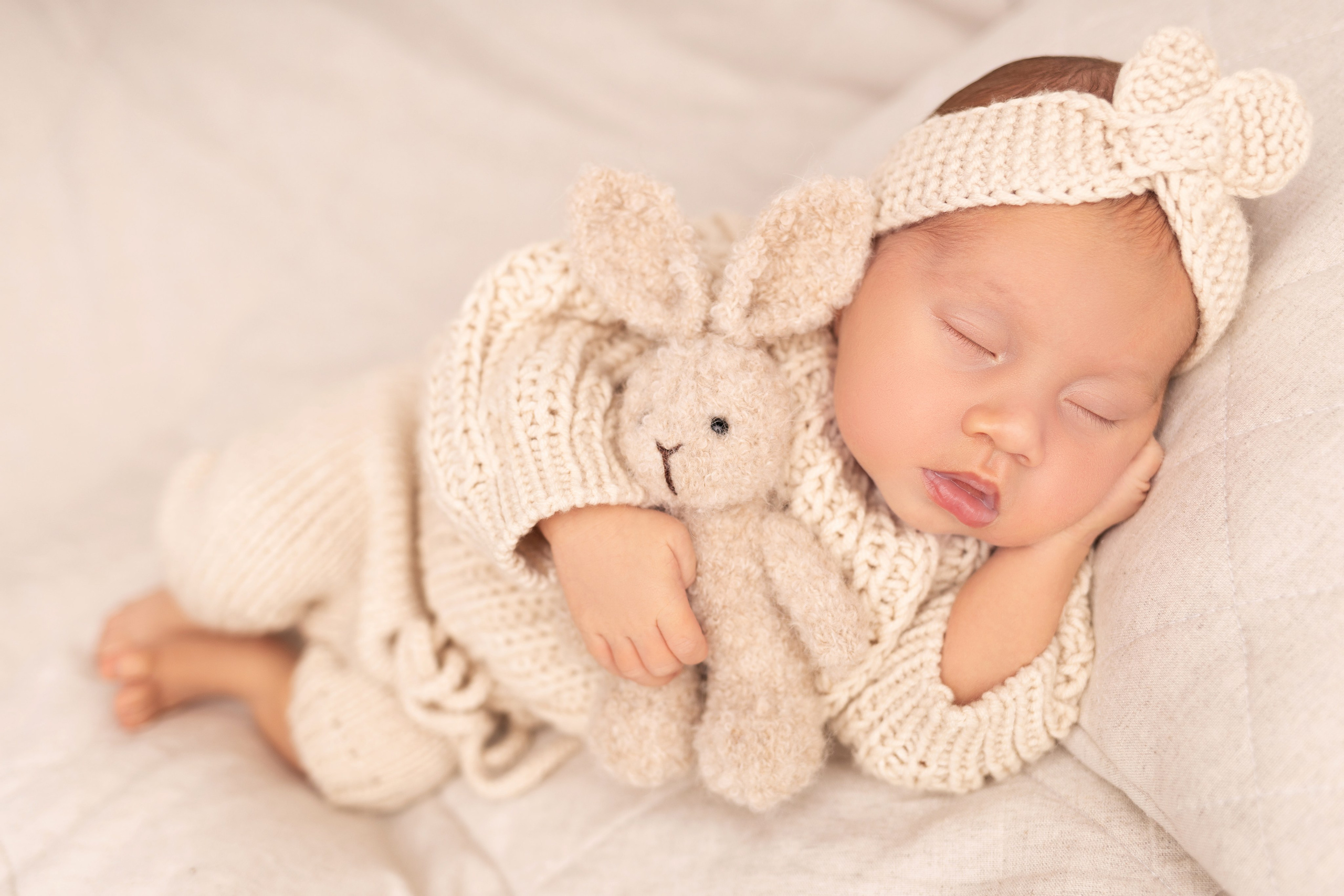 Newborn съемка в стиле Лайф. Фотограф новорожденных малышей в Омске и Омской области Эльвира Камаева